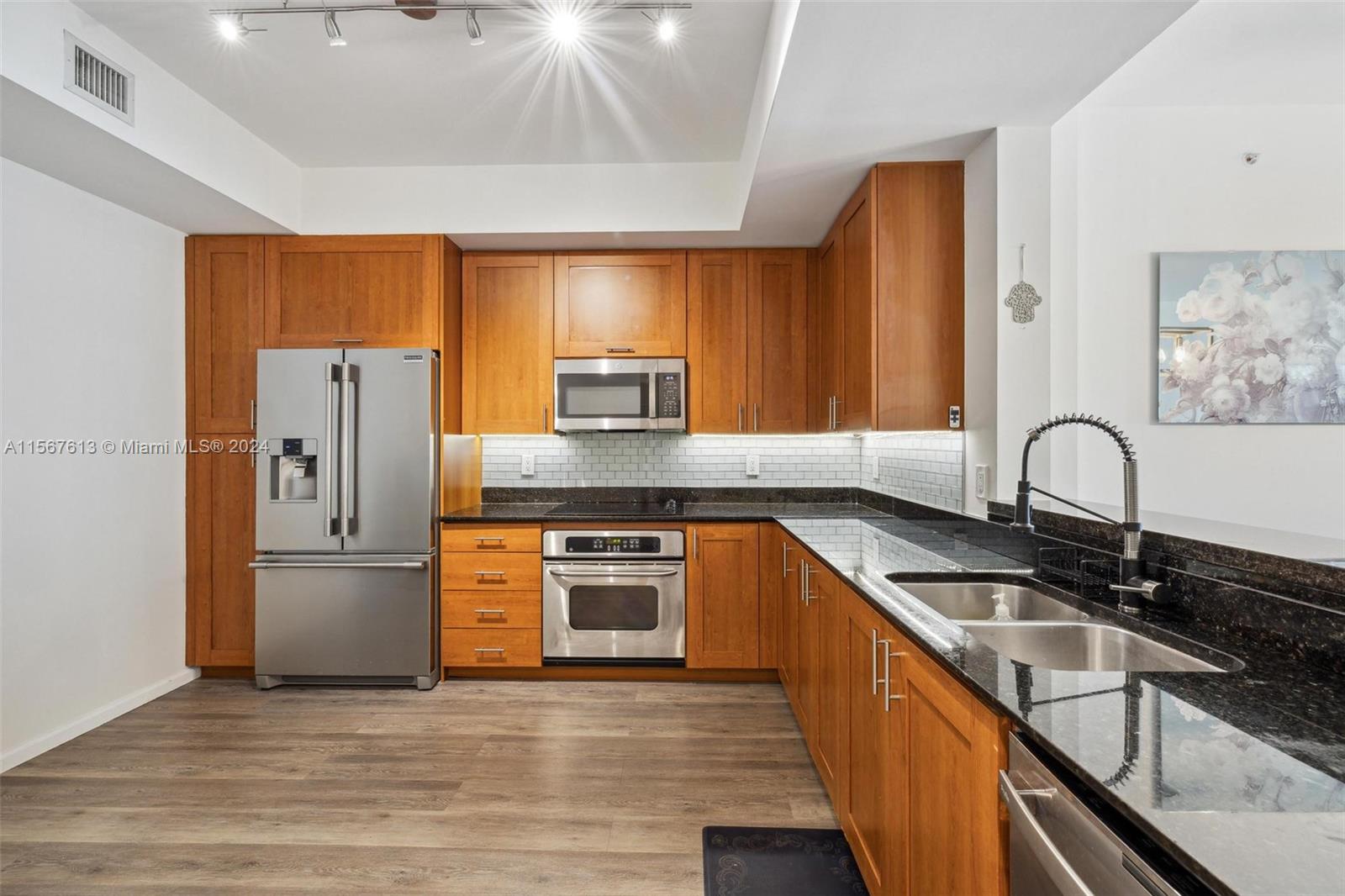 3340 NE 190th St 705, Aventura, Florida 33180, 3 Bedrooms Bedrooms, ,3 BathroomsBathrooms,Residential,For Sale,3340 NE 190th St 705,A11567613