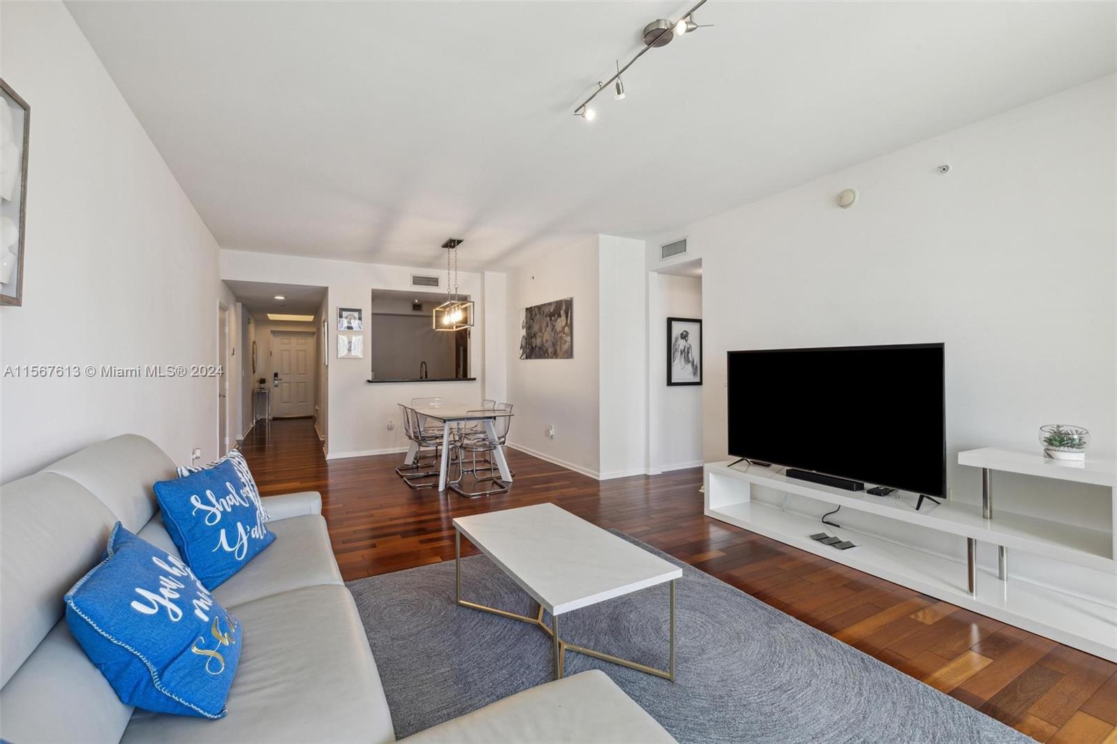 3340 NE 190th St 705, Aventura, Florida 33180, 3 Bedrooms Bedrooms, ,3 BathroomsBathrooms,Residential,For Sale,3340 NE 190th St 705,A11567613