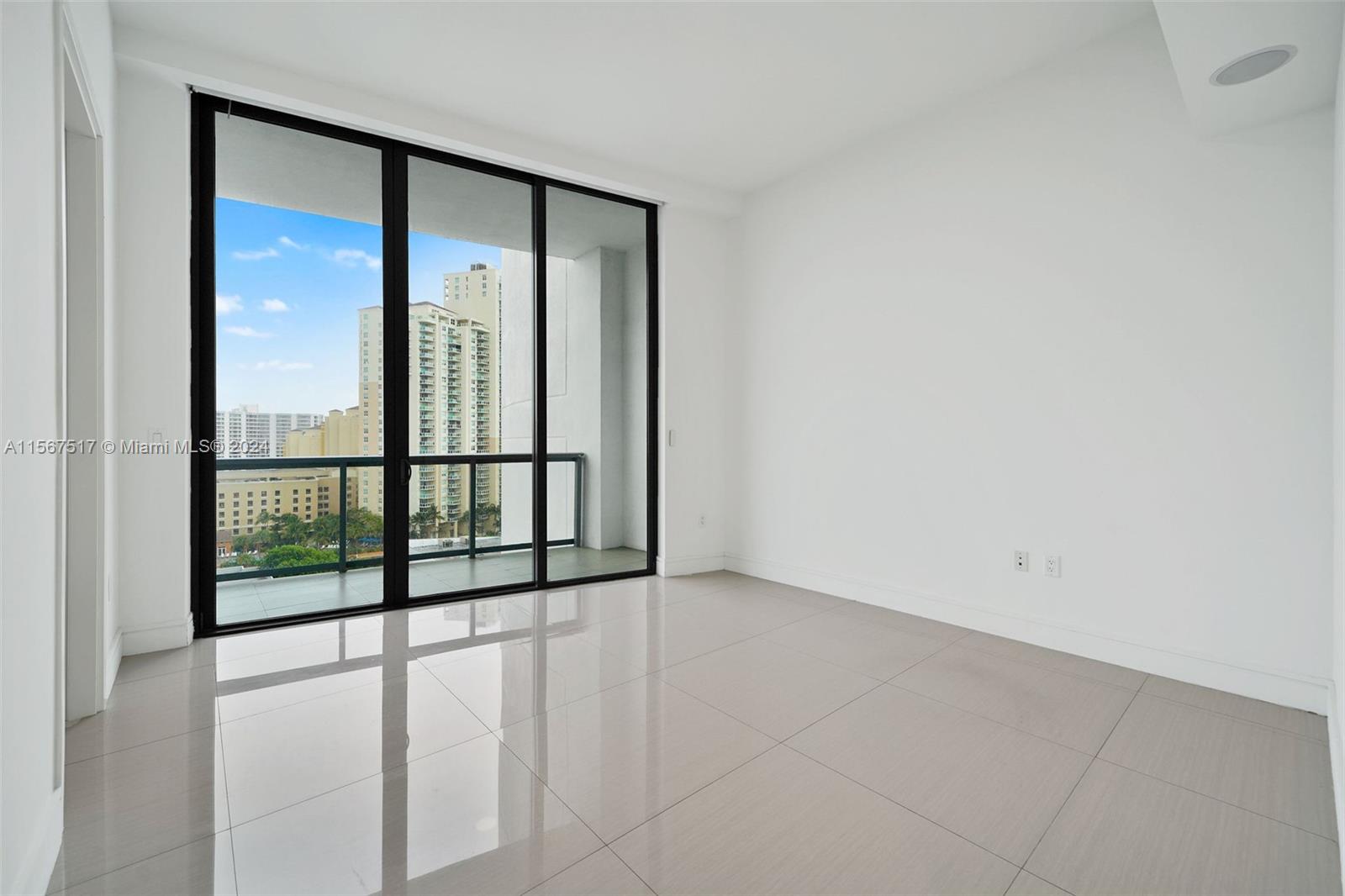 3250 NE 188th St LPH07, Aventura, Florida 33180, 3 Bedrooms Bedrooms, ,4 BathroomsBathrooms,Residentiallease,For Rent,3250 NE 188th St LPH07,A11567517