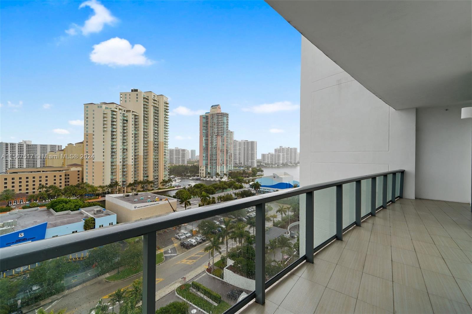3250 NE 188th St LPH07, Aventura, Florida 33180, 3 Bedrooms Bedrooms, ,4 BathroomsBathrooms,Residentiallease,For Rent,3250 NE 188th St LPH07,A11567517