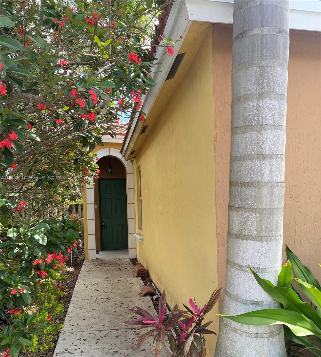 987 NE 42nd Ter, Homestead, Florida 33033, 3 Bedrooms Bedrooms, ,2 BathroomsBathrooms,Residential,For Sale,987 NE 42nd Ter,A11568293