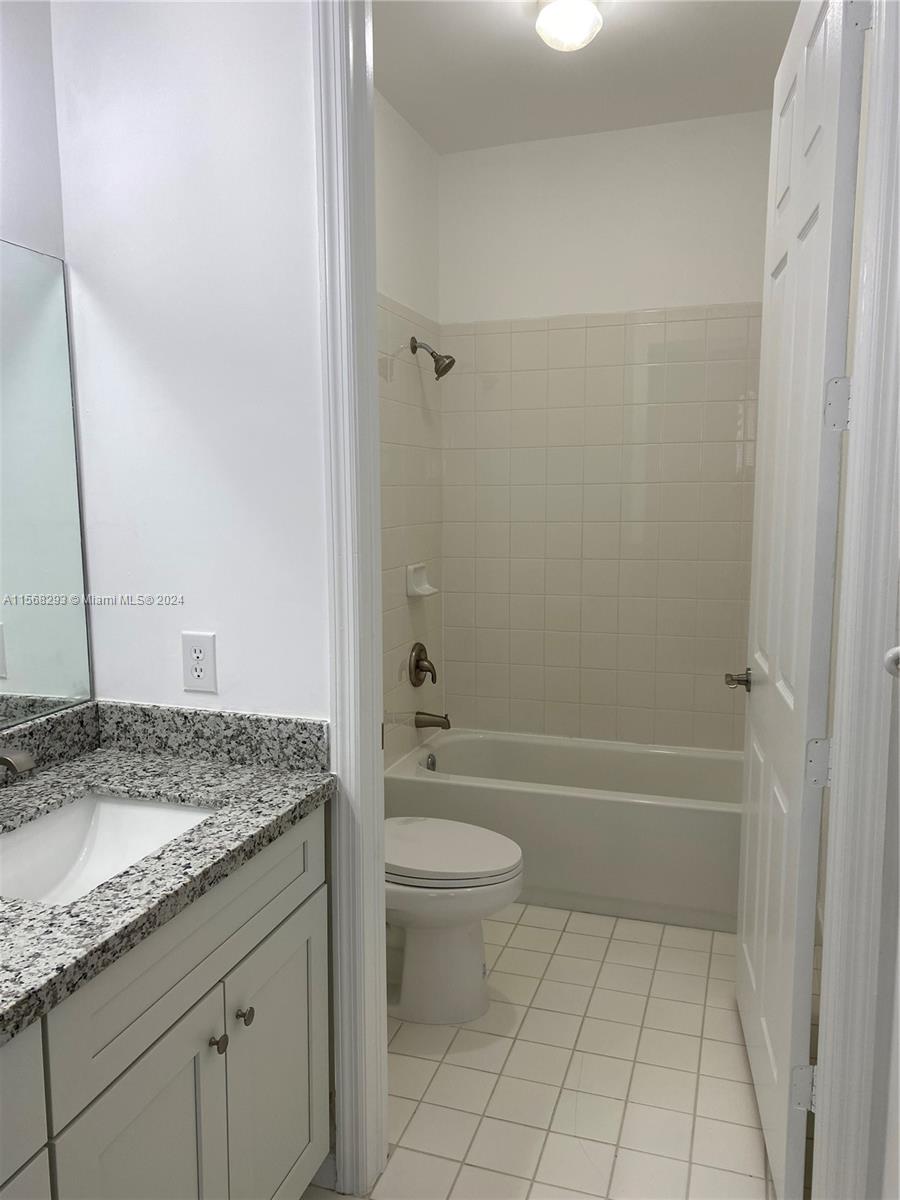 987 NE 42nd Ter, Homestead, Florida 33033, 3 Bedrooms Bedrooms, ,2 BathroomsBathrooms,Residential,For Sale,987 NE 42nd Ter,A11568293