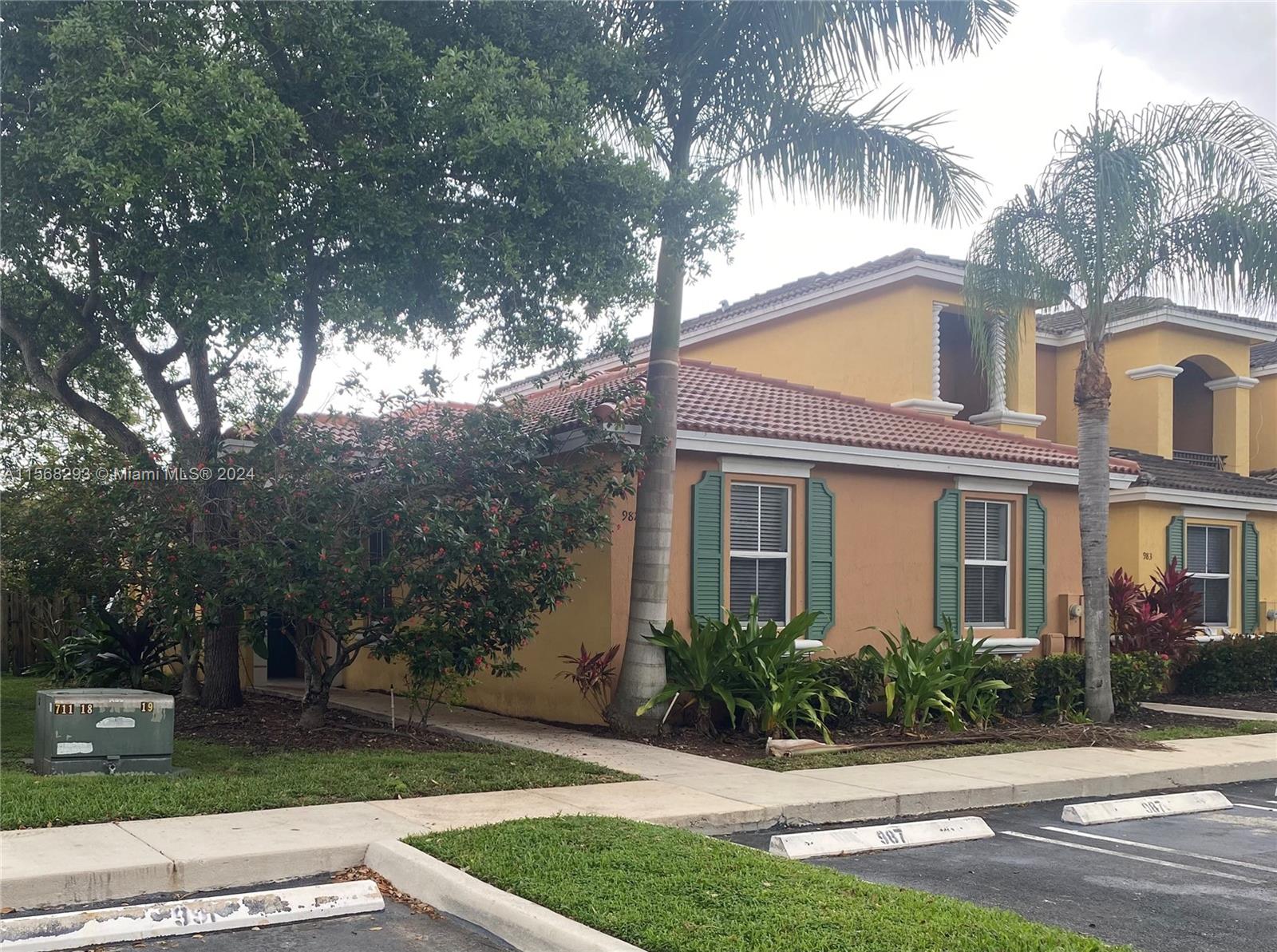 987 NE 42nd Ter, Homestead, Florida 33033, 3 Bedrooms Bedrooms, ,2 BathroomsBathrooms,Residential,For Sale,987 NE 42nd Ter,A11568293