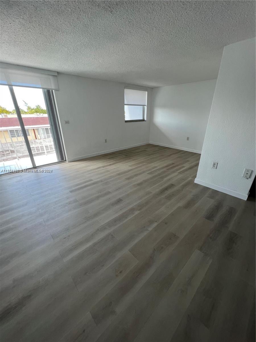 1145 Normandy Dr 405, Miami Beach, Florida 33141, 1 Bedroom Bedrooms, ,1 BathroomBathrooms,Residentiallease,For Rent,1145 Normandy Dr 405,A11568303