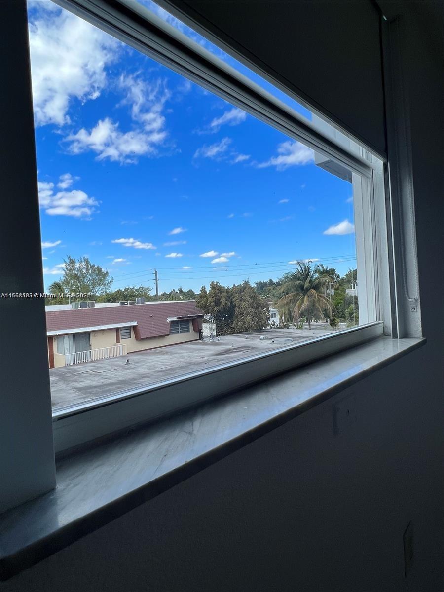 1145 Normandy Dr 405, Miami Beach, Florida 33141, 1 Bedroom Bedrooms, ,1 BathroomBathrooms,Residentiallease,For Rent,1145 Normandy Dr 405,A11568303