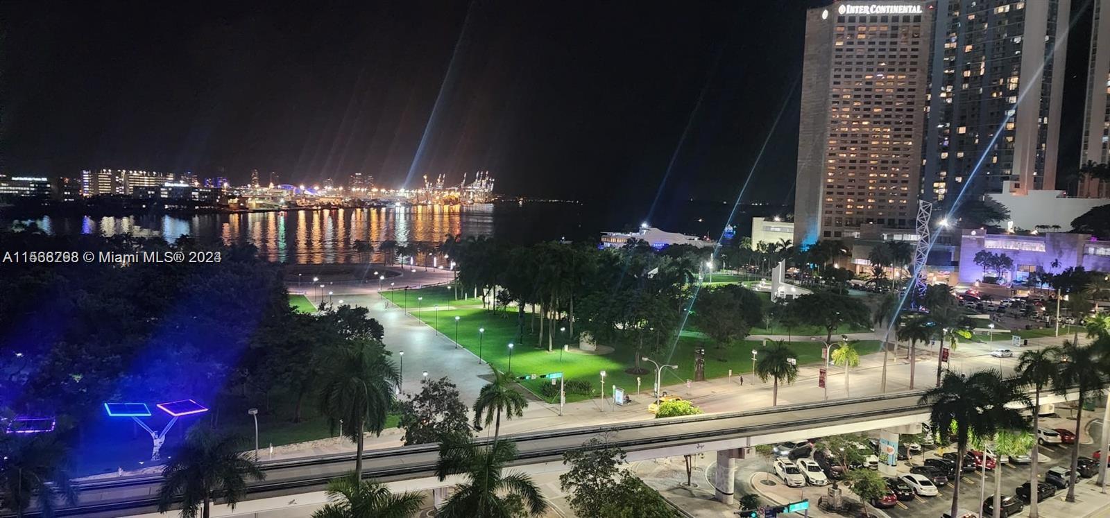 50 Biscayne Blvd 911, Miami, Florida 33132, ,1 BathroomBathrooms,Residentiallease,For Rent,50 Biscayne Blvd 911,A11568298