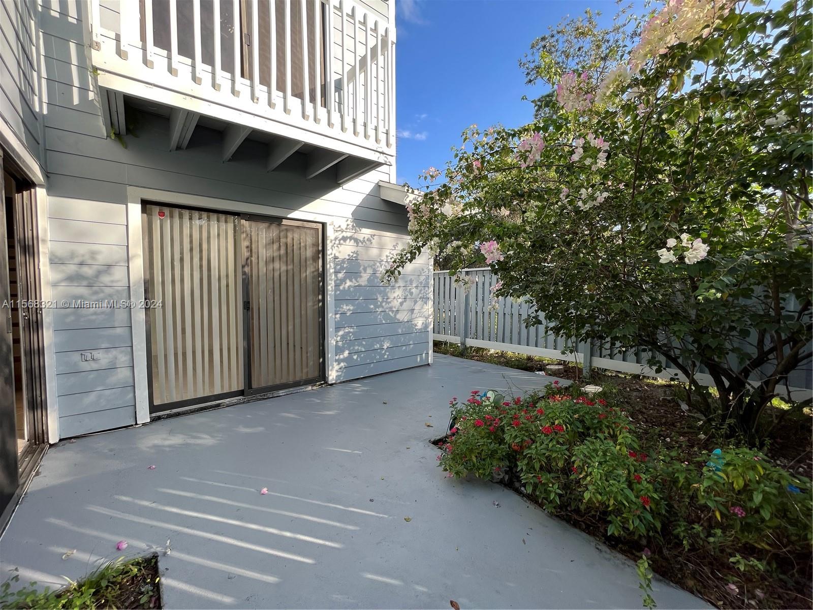 1818 Racquet Ct, North Lauderdale, Florida 33068, 3 Bedrooms Bedrooms, ,2 BathroomsBathrooms,Residentiallease,For Rent,1818 Racquet Ct,A11568321