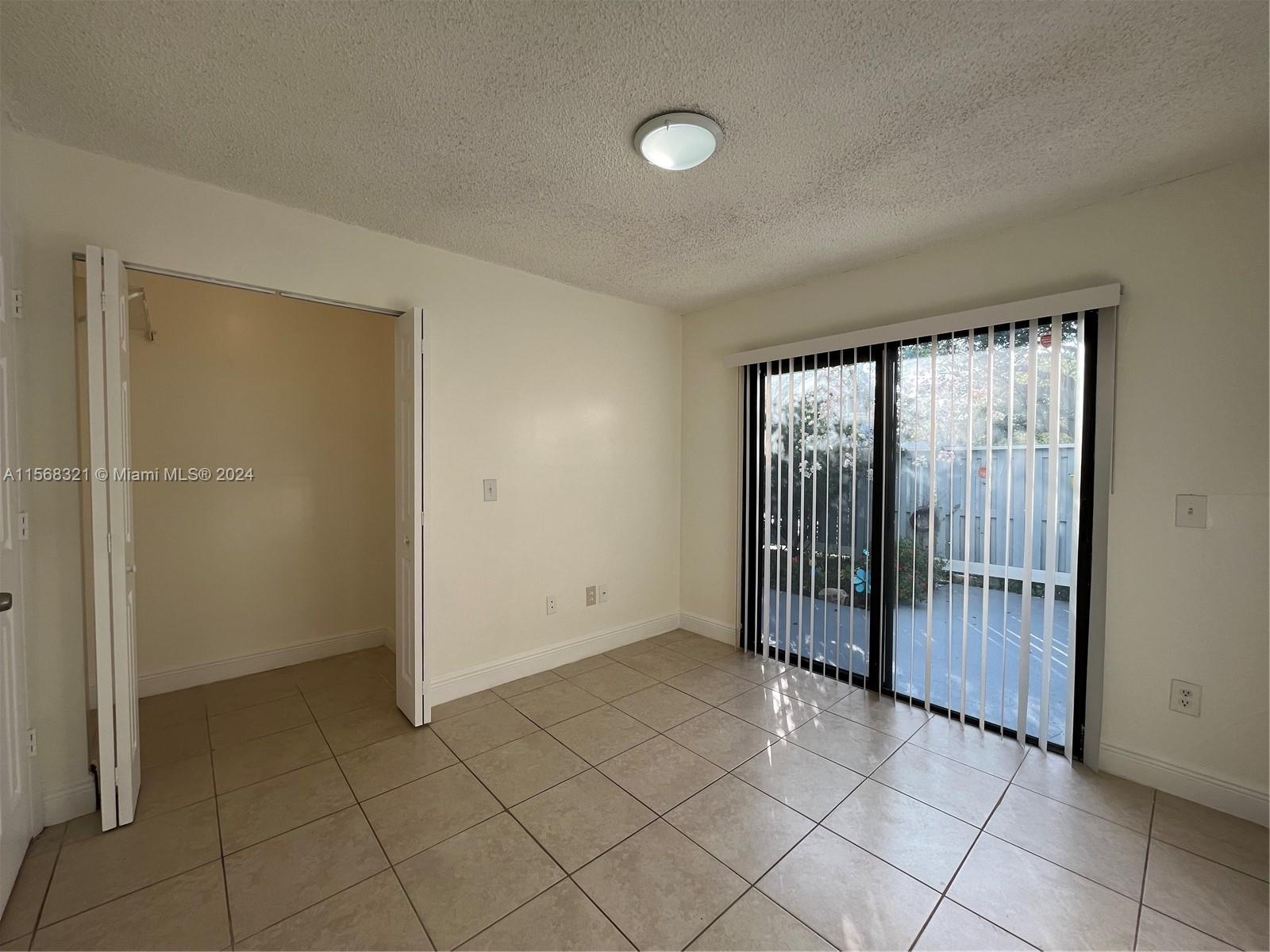 1818 Racquet Ct, North Lauderdale, Florida 33068, 3 Bedrooms Bedrooms, ,2 BathroomsBathrooms,Residentiallease,For Rent,1818 Racquet Ct,A11568321