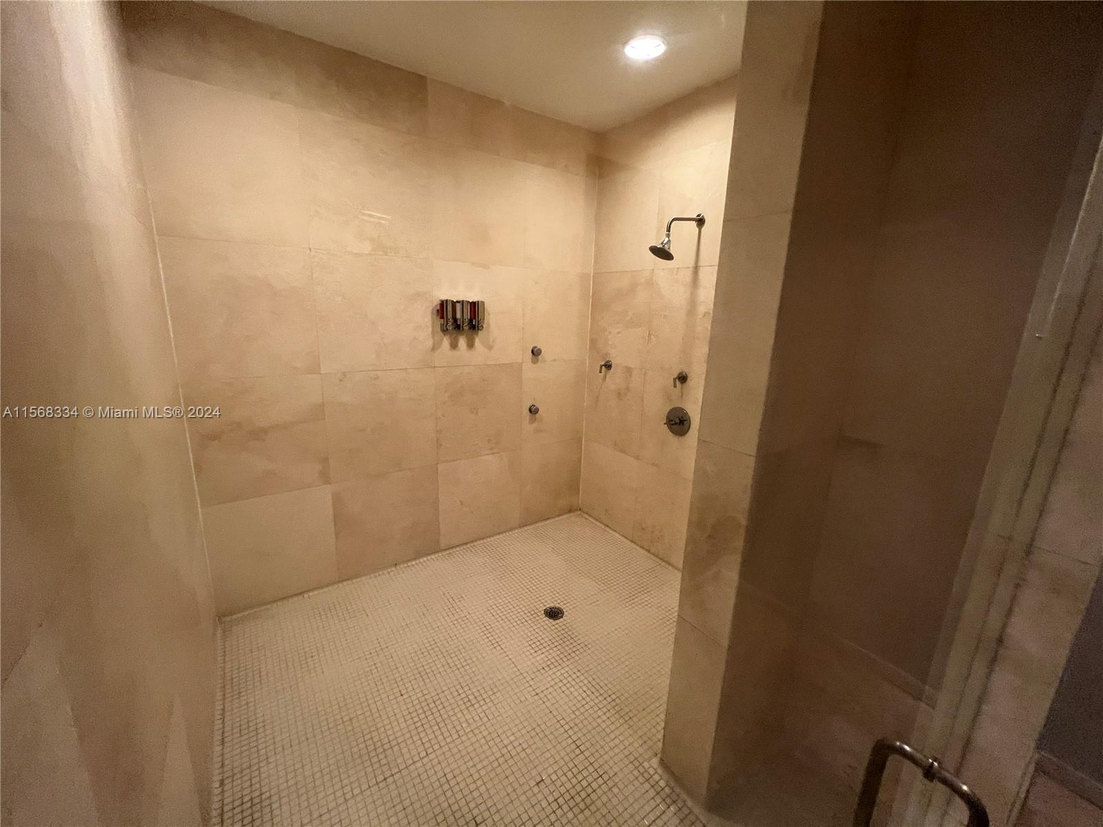 10275 Collins Ave 112, Bal Harbour, Florida 33154, ,1 BathroomBathrooms,Residential,For Sale,10275 Collins Ave 112,A11568334