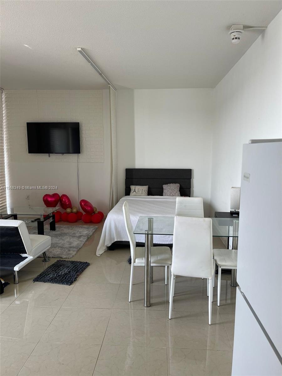 770 NE 69th St 1E, Miami, Florida 33138, ,1 BathroomBathrooms,Residentiallease,For Rent,770 NE 69th St 1E,A11568349
