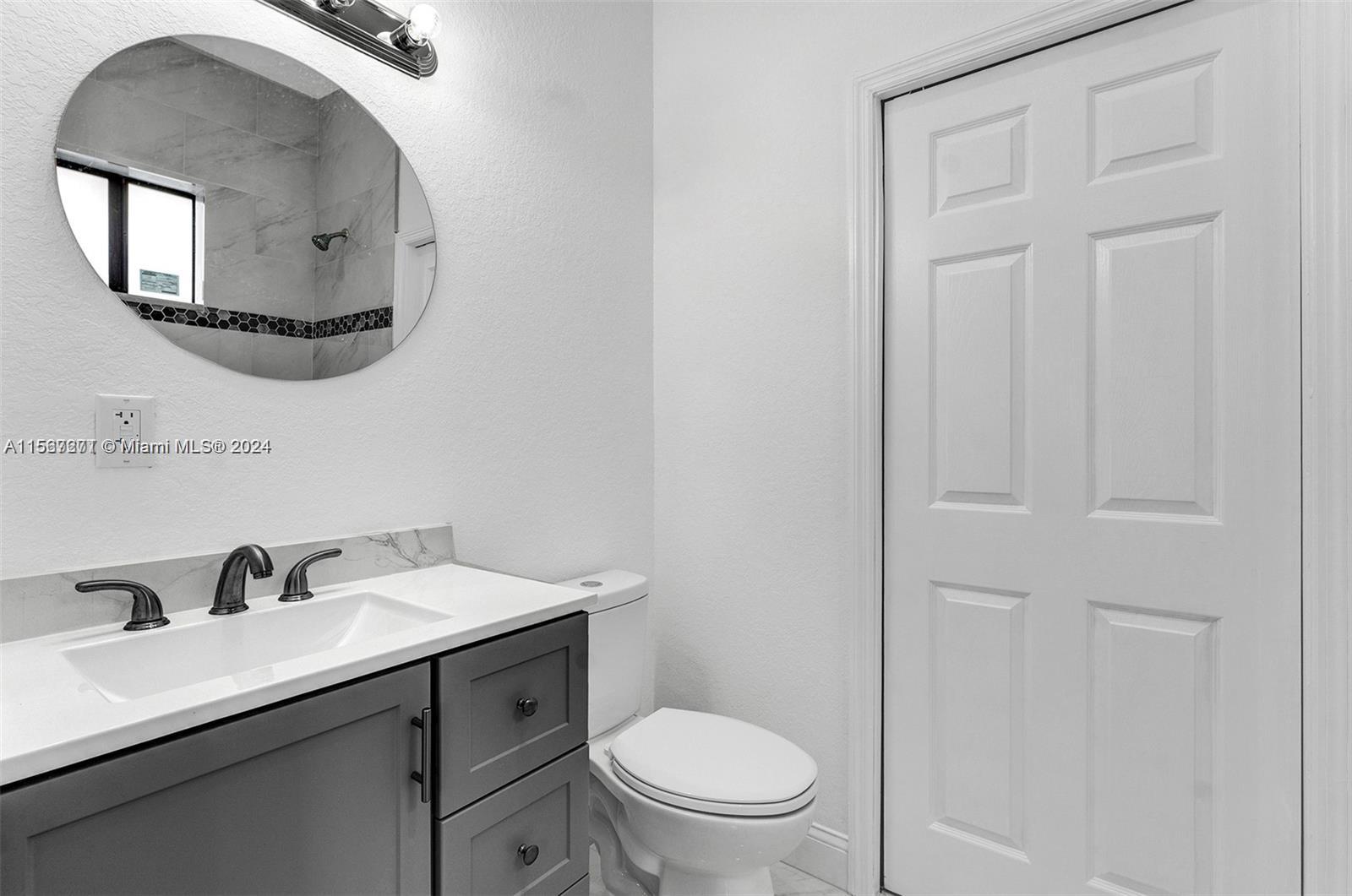 108 NW 1st Ave 1-2, Hallandale Beach, Florida 33009, 4 Bedrooms Bedrooms, ,3 BathroomsBathrooms,Residentiallease,For Rent,108 NW 1st Ave 1-2,A11567271