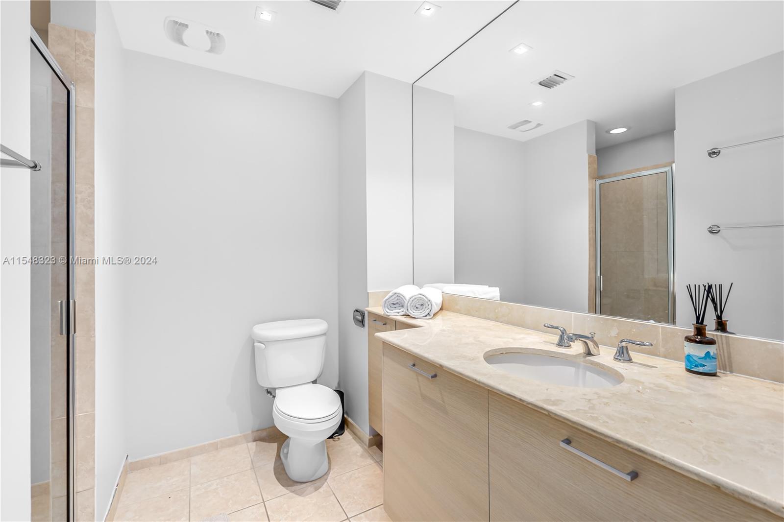 350 NE 24th St PH2, Miami, Florida 33137, 2 Bedrooms Bedrooms, ,2 BathroomsBathrooms,Residential,For Sale,350 NE 24th St PH2,A11548323