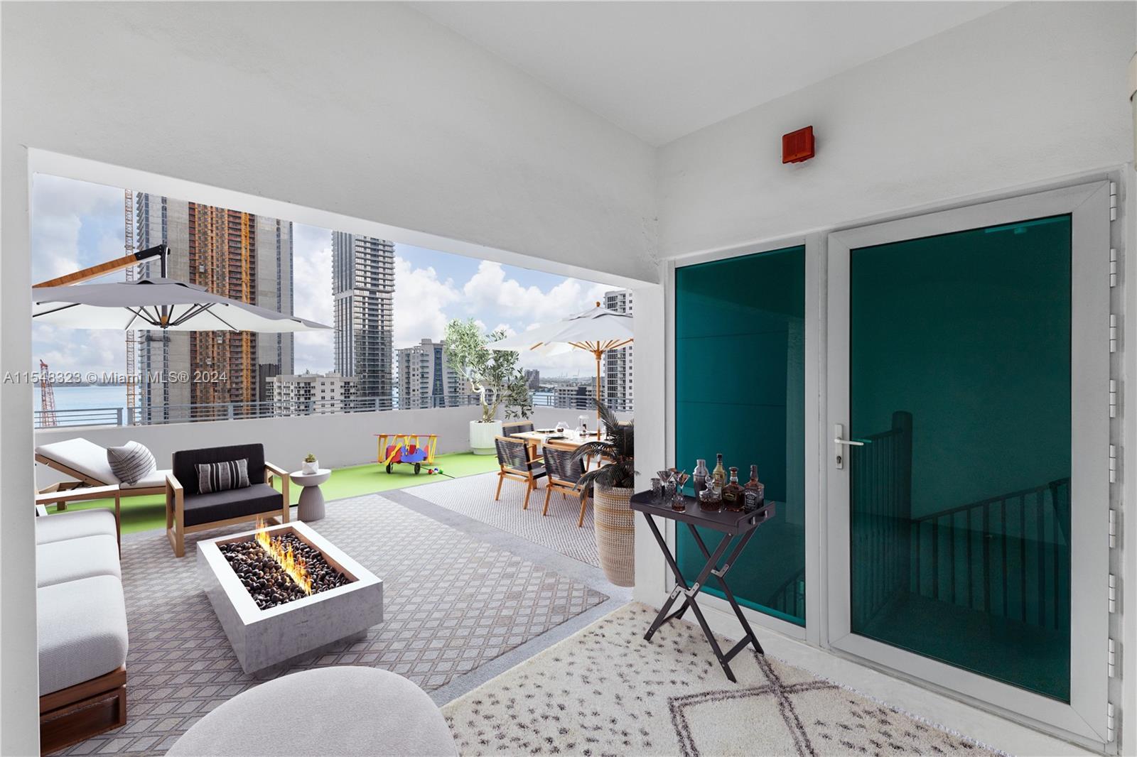 350 NE 24th St PH2, Miami, Florida 33137, 2 Bedrooms Bedrooms, ,2 BathroomsBathrooms,Residential,For Sale,350 NE 24th St PH2,A11548323