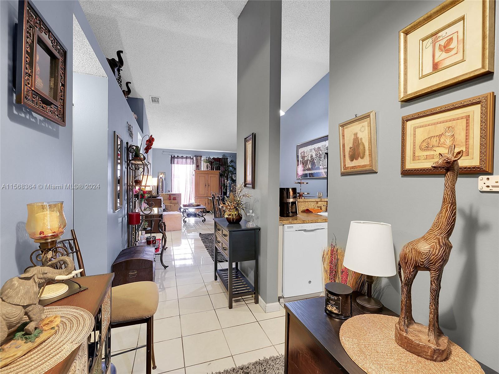 6773 NW 186th Ter 6773, Hialeah, Florida 33015, 2 Bedrooms Bedrooms, ,2 BathroomsBathrooms,Residential,For Sale,6773 NW 186th Ter 6773,A11568364