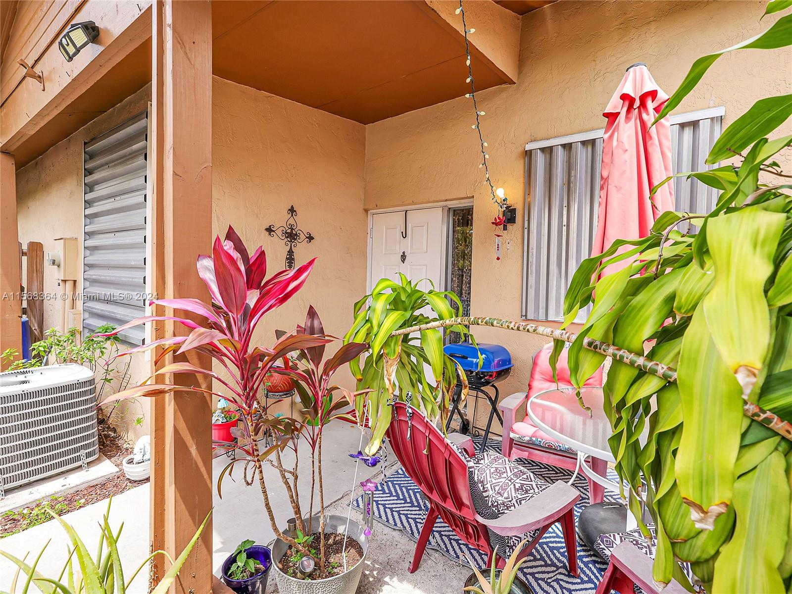 6773 NW 186th Ter 6773, Hialeah, Florida 33015, 2 Bedrooms Bedrooms, ,2 BathroomsBathrooms,Residential,For Sale,6773 NW 186th Ter 6773,A11568364