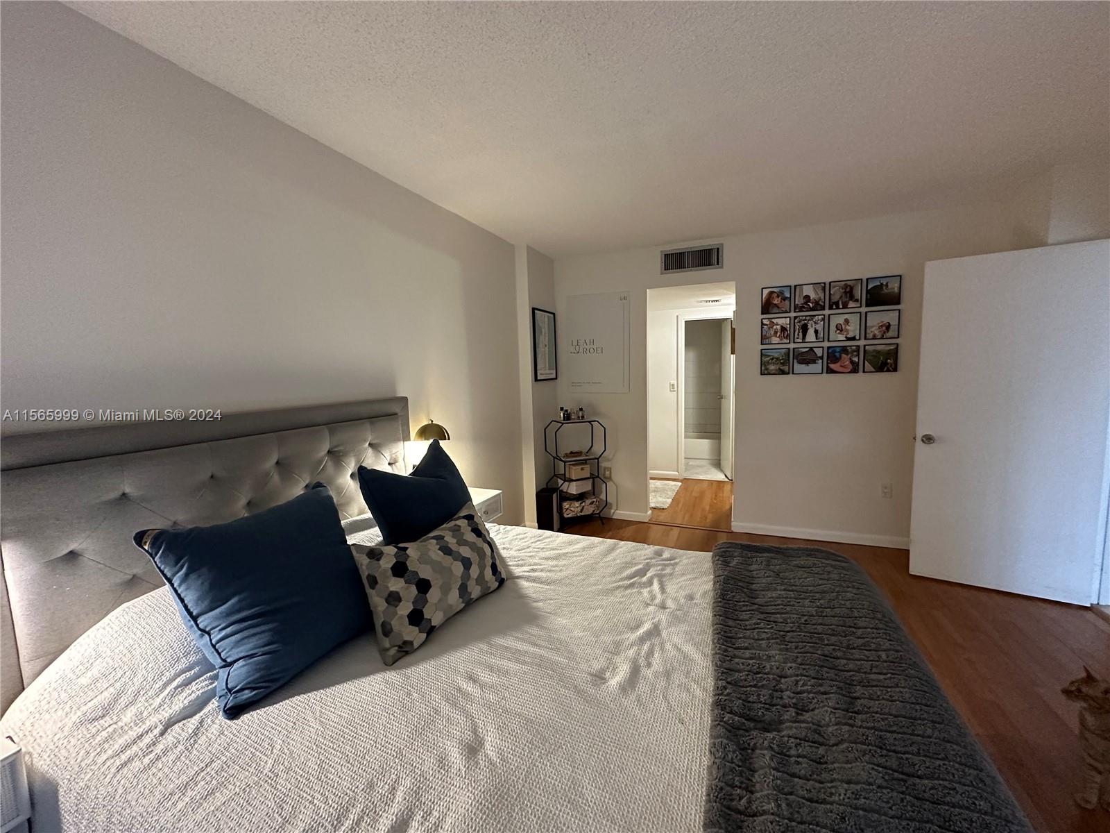 3675 N Country Club Dr 308, Aventura, Florida 33180, 2 Bedrooms Bedrooms, ,2 BathroomsBathrooms,Residentiallease,For Rent,3675 N Country Club Dr 308,A11565999