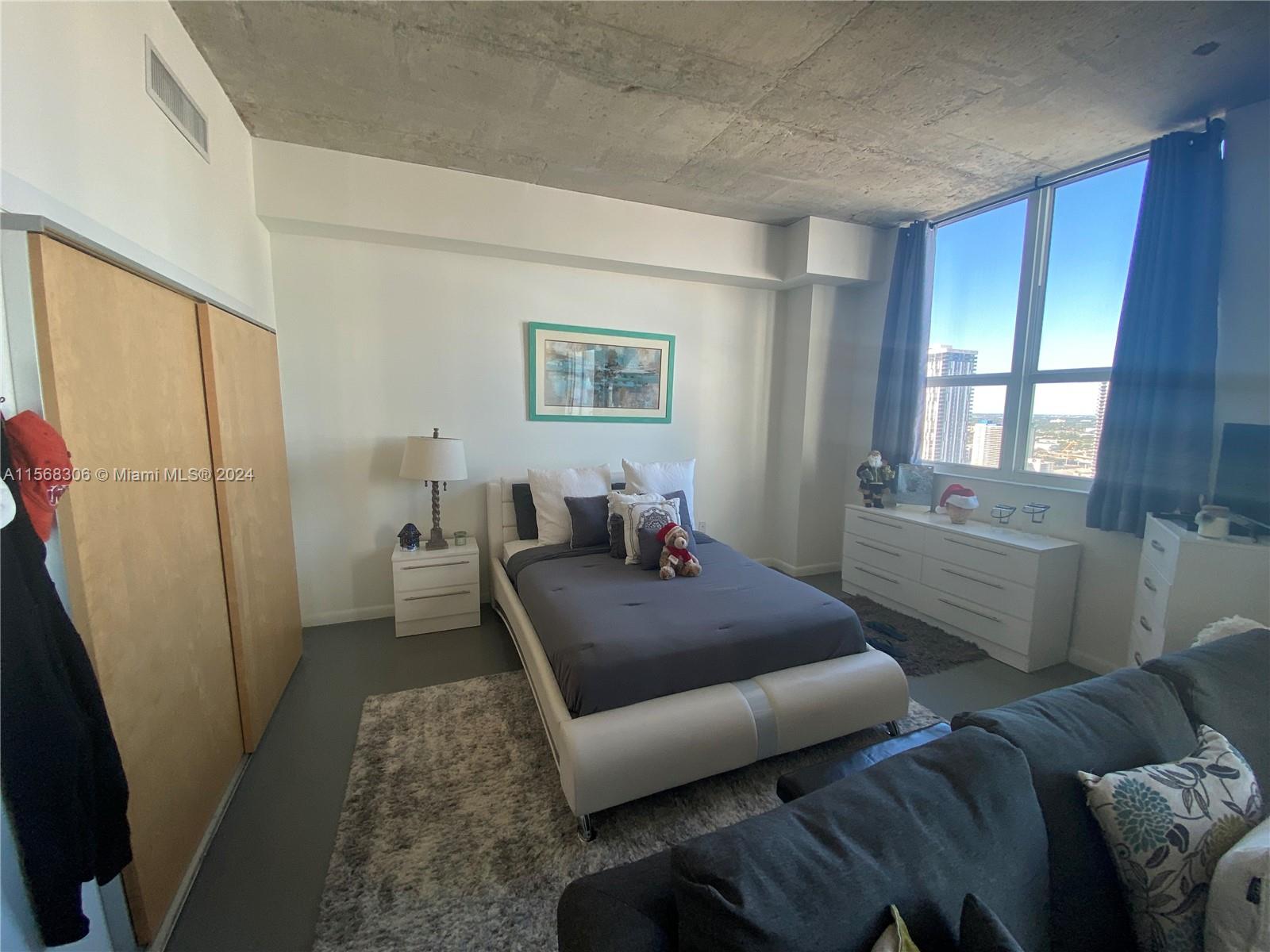 133 NE 2 Ave 3409, Miami, Florida 33132, 1 Bedroom Bedrooms, ,1 BathroomBathrooms,Residentiallease,For Rent,133 NE 2 Ave 3409,A11568306
