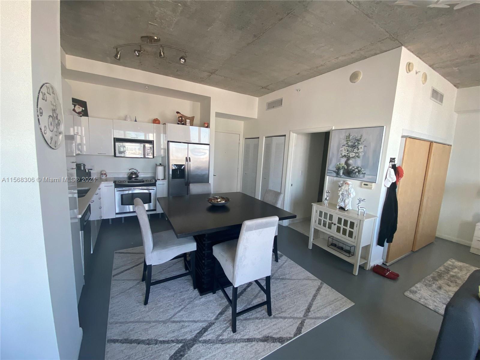 133 NE 2 Ave 3409, Miami, Florida 33132, 1 Bedroom Bedrooms, ,1 BathroomBathrooms,Residentiallease,For Rent,133 NE 2 Ave 3409,A11568306