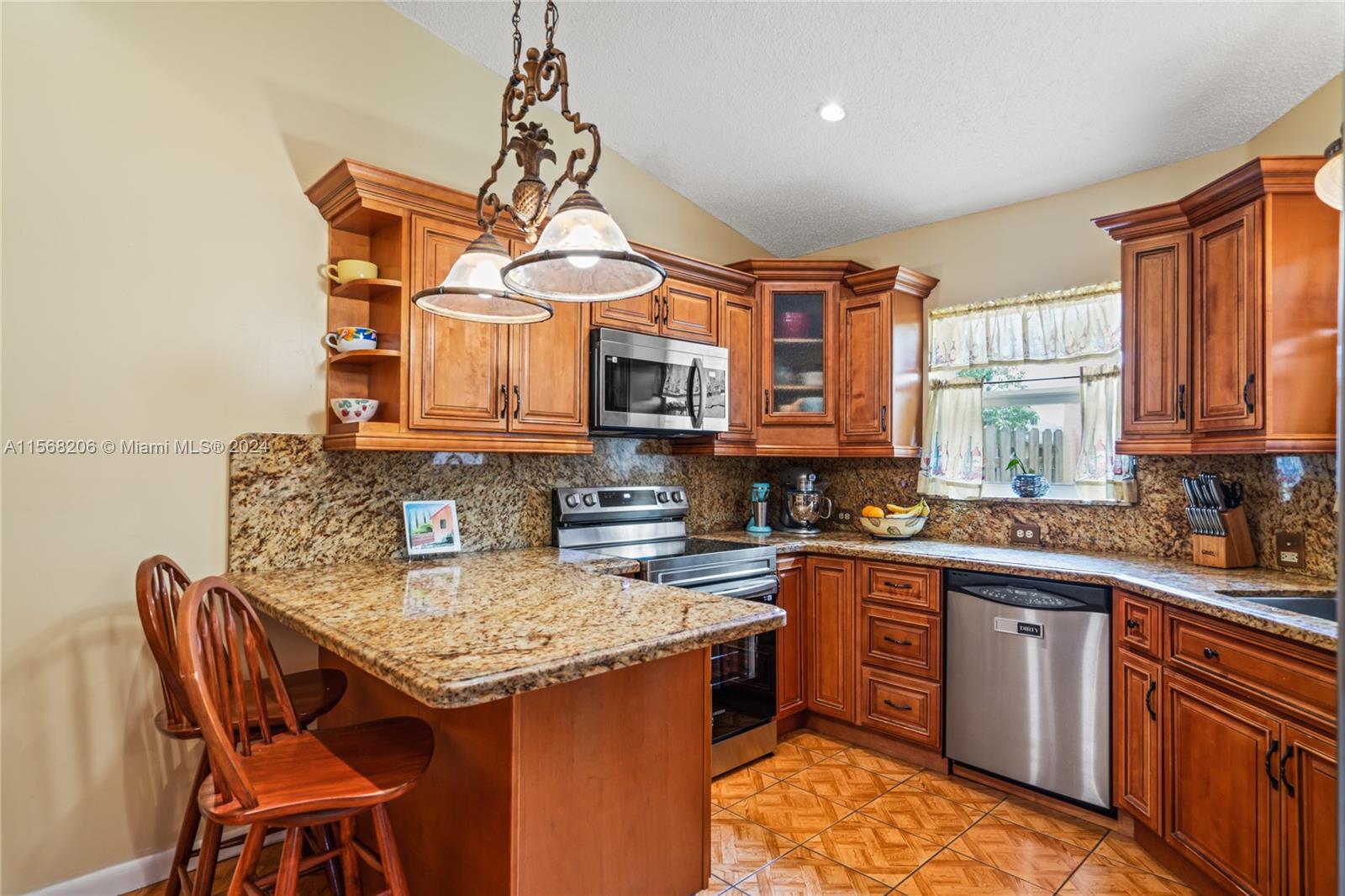 12821 SW 248th Ter, Homestead, Florida 33032, 3 Bedrooms Bedrooms, ,2 BathroomsBathrooms,Residential,For Sale,12821 SW 248th Ter,A11568206