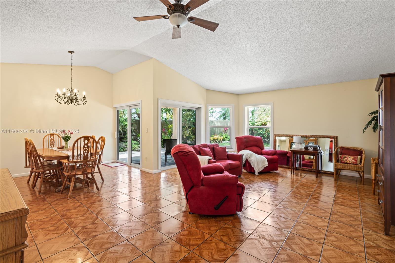 12821 SW 248th Ter, Homestead, Florida 33032, 3 Bedrooms Bedrooms, ,2 BathroomsBathrooms,Residential,For Sale,12821 SW 248th Ter,A11568206