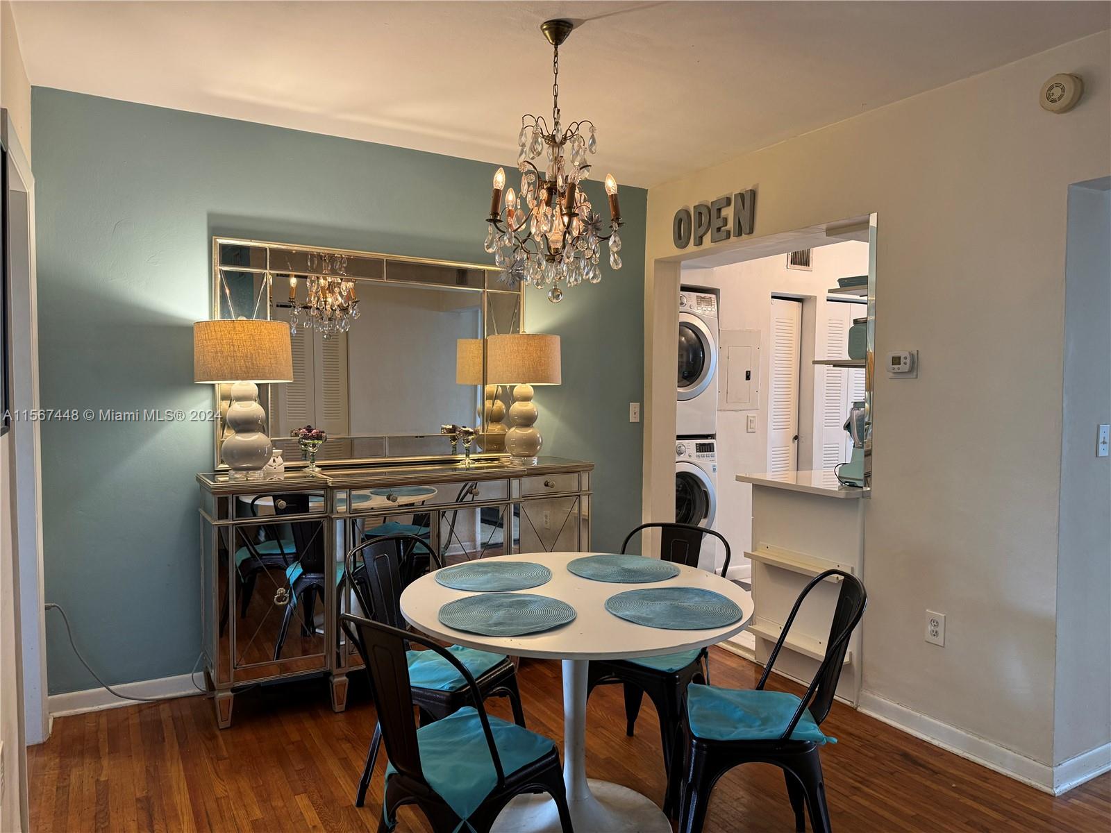 915 8th St 102, Miami Beach, Florida 33139, 2 Bedrooms Bedrooms, ,2 BathroomsBathrooms,Residentiallease,For Rent,915 8th St 102,A11567448
