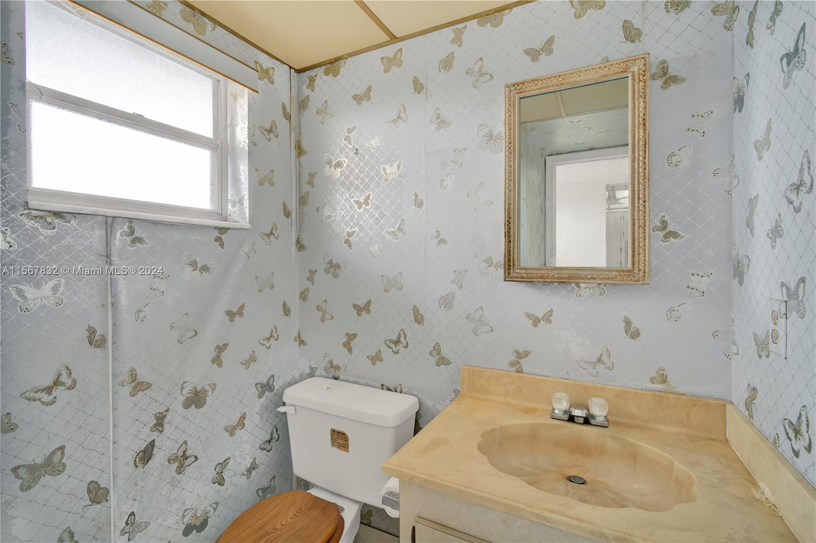 100 Berkley Rd 306, Hollywood, Florida 33024, 1 Bedroom Bedrooms, ,1 BathroomBathrooms,Residential,For Sale,100 Berkley Rd 306,A11567832