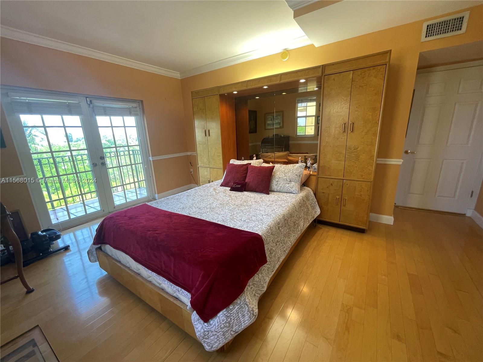 1400 Salzedo St 401, Coral Gables, Florida 33134, 2 Bedrooms Bedrooms, ,2 BathroomsBathrooms,Residential,For Sale,1400 Salzedo St 401,A11568015