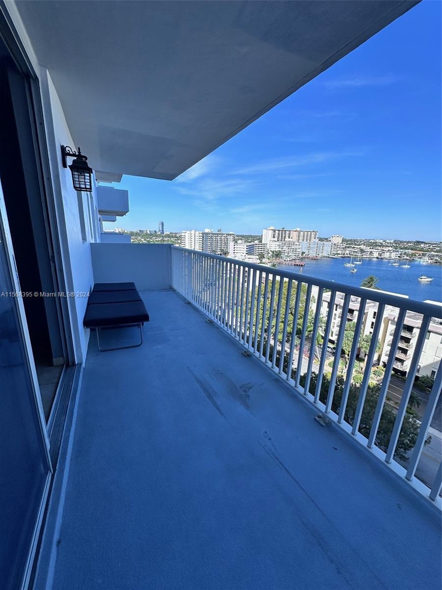 137 Golden Isles Dr 1110, Hallandale Beach, Florida 33009, 2 Bedrooms Bedrooms, ,2 BathroomsBathrooms,Residentiallease,For Rent,137 Golden Isles Dr 1110,A11568395
