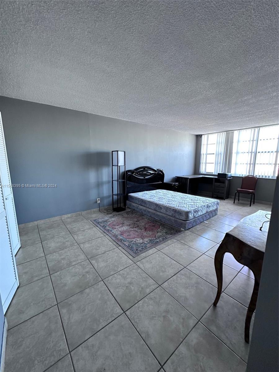 137 Golden Isles Dr 1110, Hallandale Beach, Florida 33009, 2 Bedrooms Bedrooms, ,2 BathroomsBathrooms,Residentiallease,For Rent,137 Golden Isles Dr 1110,A11568395