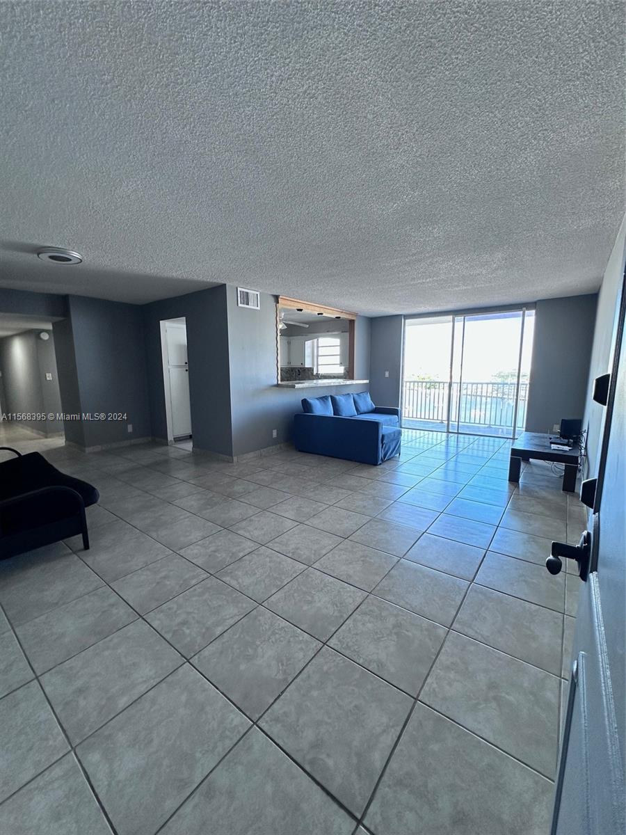 137 Golden Isles Dr 1110, Hallandale Beach, Florida 33009, 2 Bedrooms Bedrooms, ,2 BathroomsBathrooms,Residentiallease,For Rent,137 Golden Isles Dr 1110,A11568395