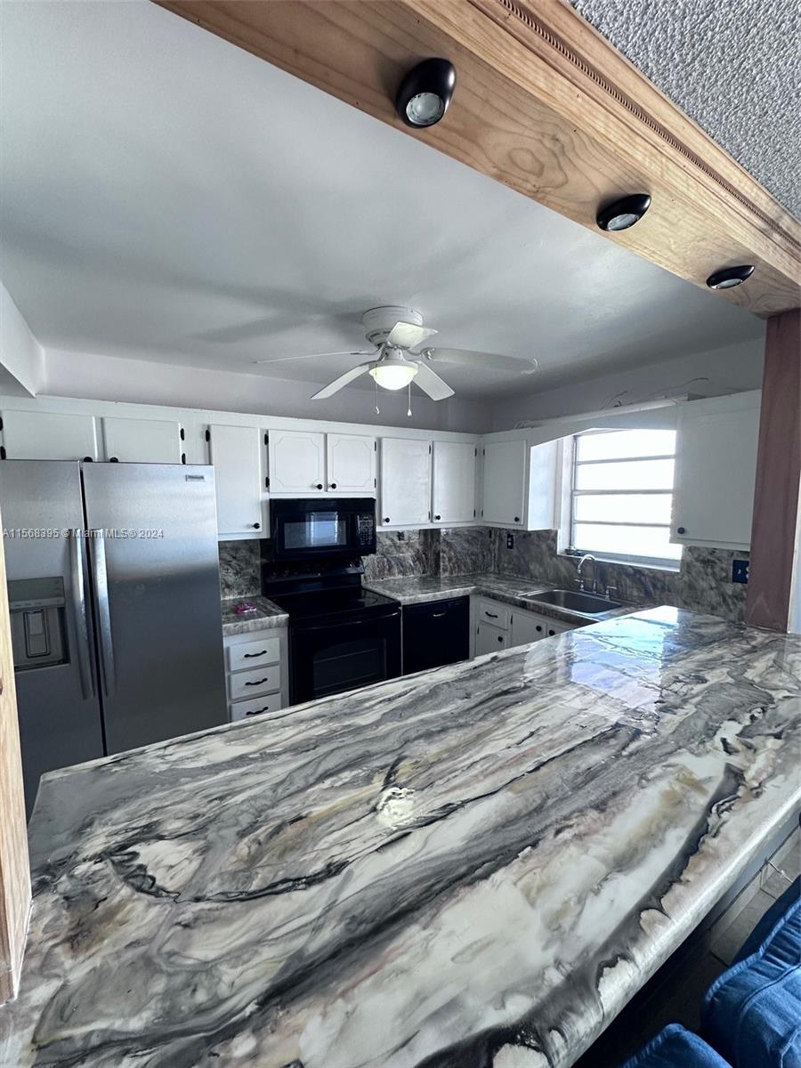 137 Golden Isles Dr 1110, Hallandale Beach, Florida 33009, 2 Bedrooms Bedrooms, ,2 BathroomsBathrooms,Residentiallease,For Rent,137 Golden Isles Dr 1110,A11568395