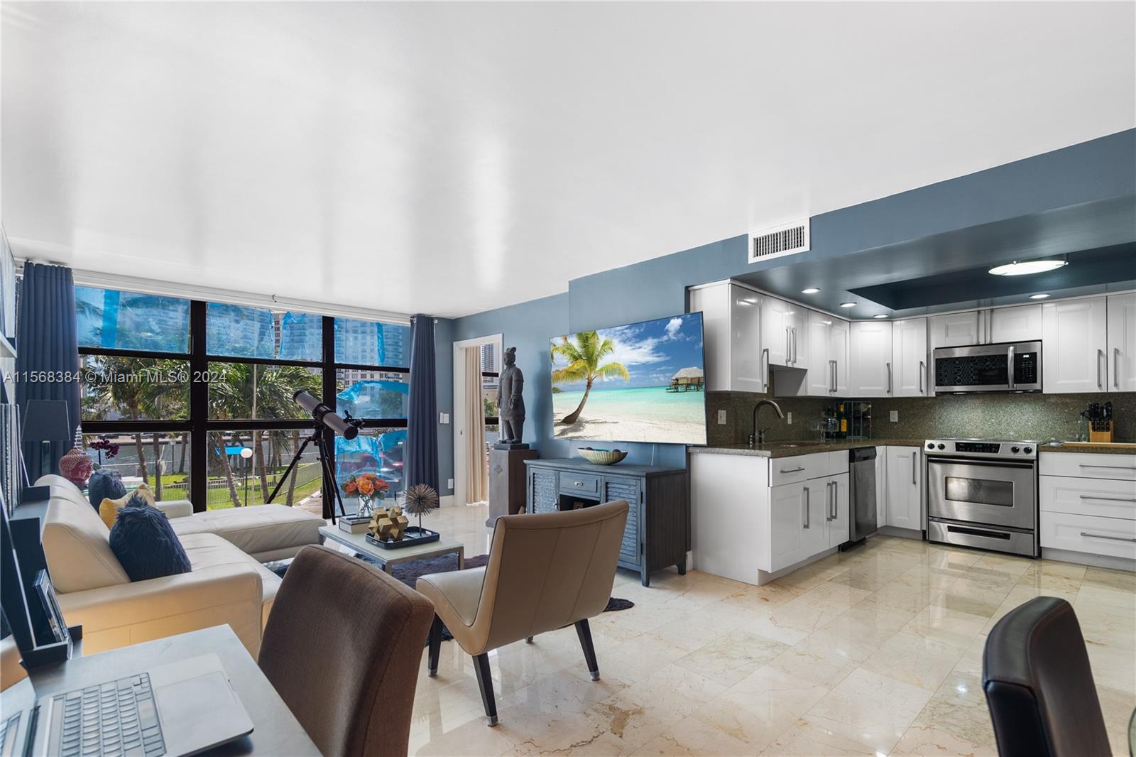 200 Leslie Dr 202, Hallandale Beach, Florida 33009, 2 Bedrooms Bedrooms, ,2 BathroomsBathrooms,Residential,For Sale,200 Leslie Dr 202,A11568384