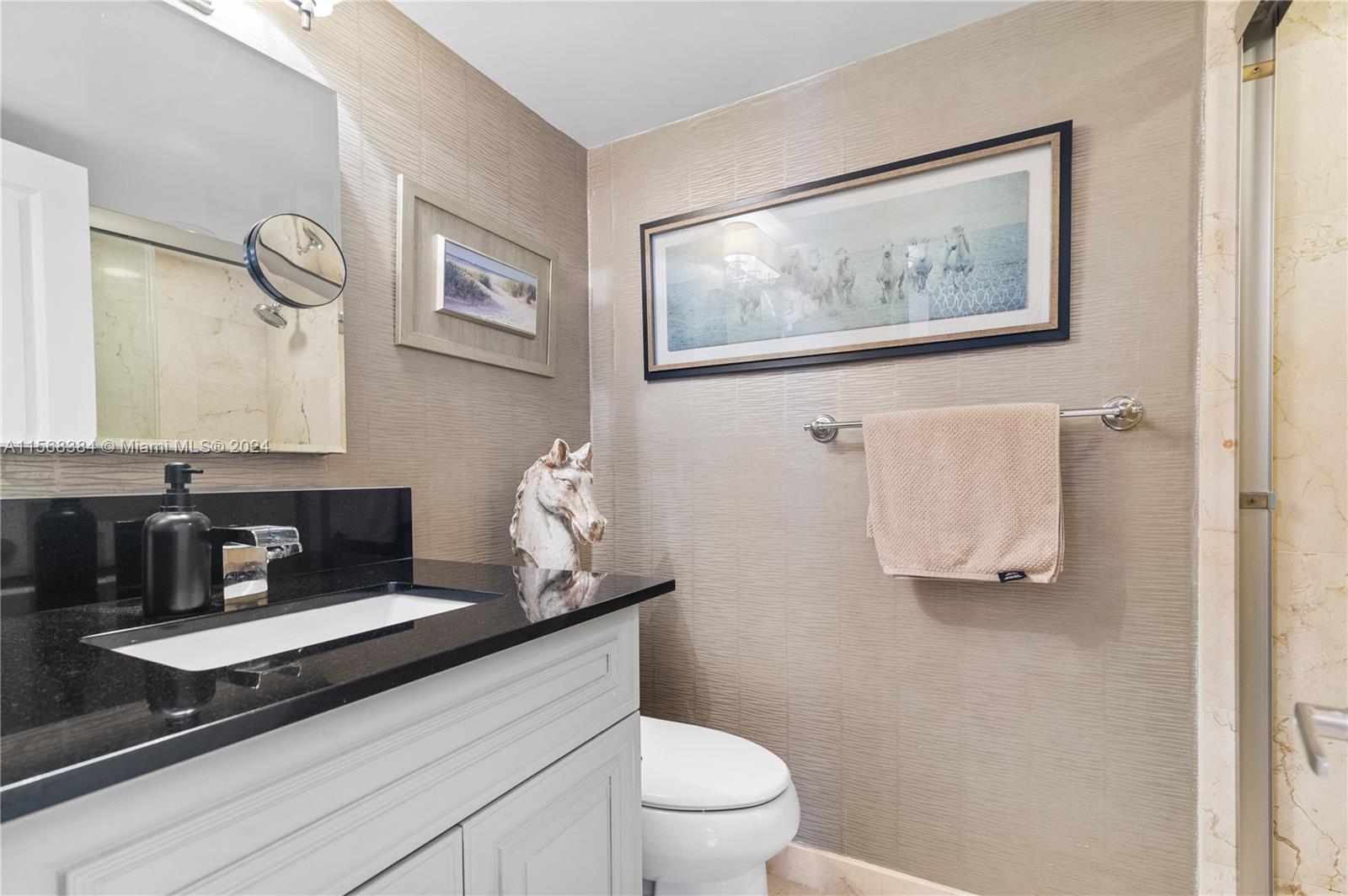 200 Leslie Dr 202, Hallandale Beach, Florida 33009, 2 Bedrooms Bedrooms, ,2 BathroomsBathrooms,Residential,For Sale,200 Leslie Dr 202,A11568384