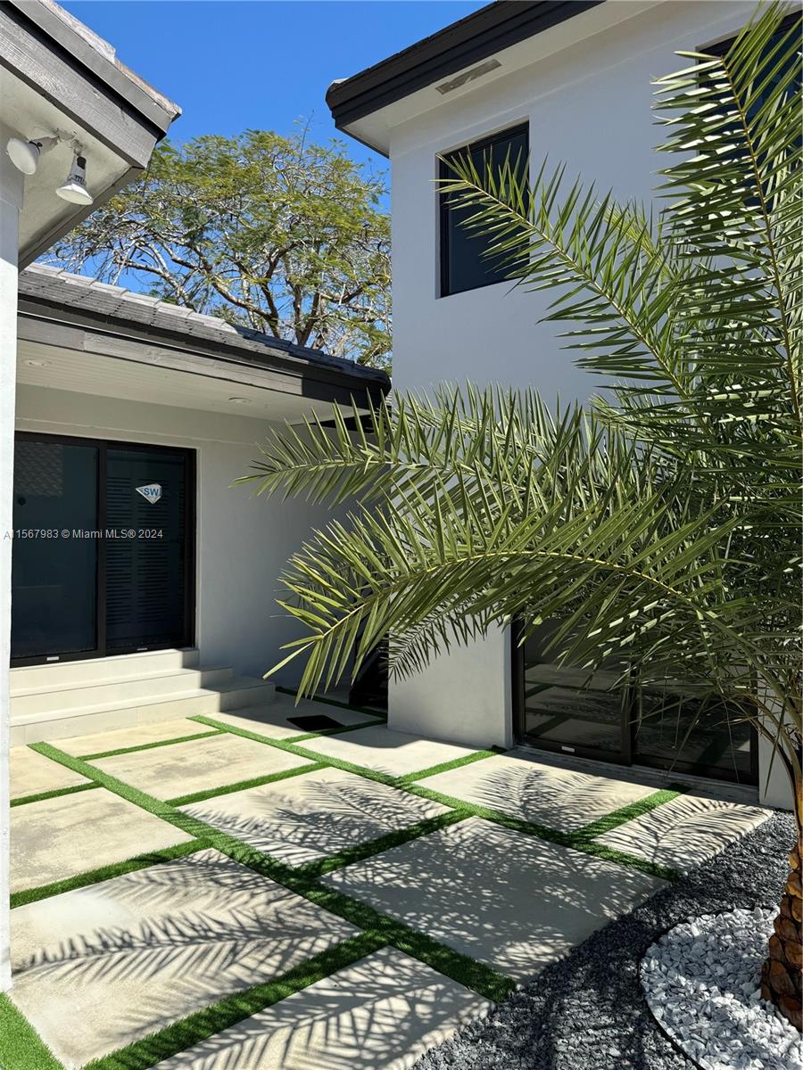 1205 Wallace St, Coral Gables, Florida 33134, 5 Bedrooms Bedrooms, ,5 BathroomsBathrooms,Residentiallease,For Rent,1205 Wallace St,A11567983