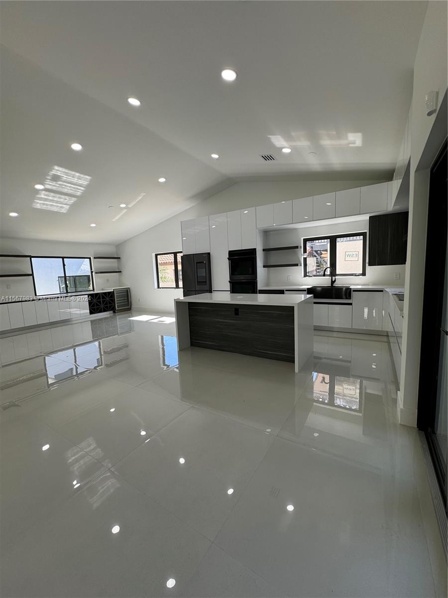 1205 Wallace St, Coral Gables, Florida 33134, 5 Bedrooms Bedrooms, ,5 BathroomsBathrooms,Residentiallease,For Rent,1205 Wallace St,A11567983