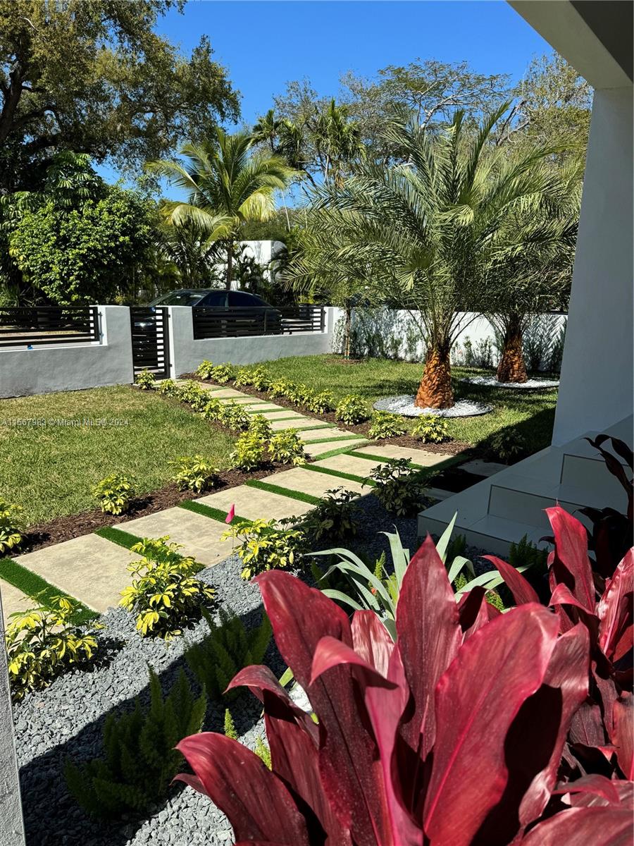 1205 Wallace St, Coral Gables, Florida 33134, 5 Bedrooms Bedrooms, ,5 BathroomsBathrooms,Residentiallease,For Rent,1205 Wallace St,A11567983