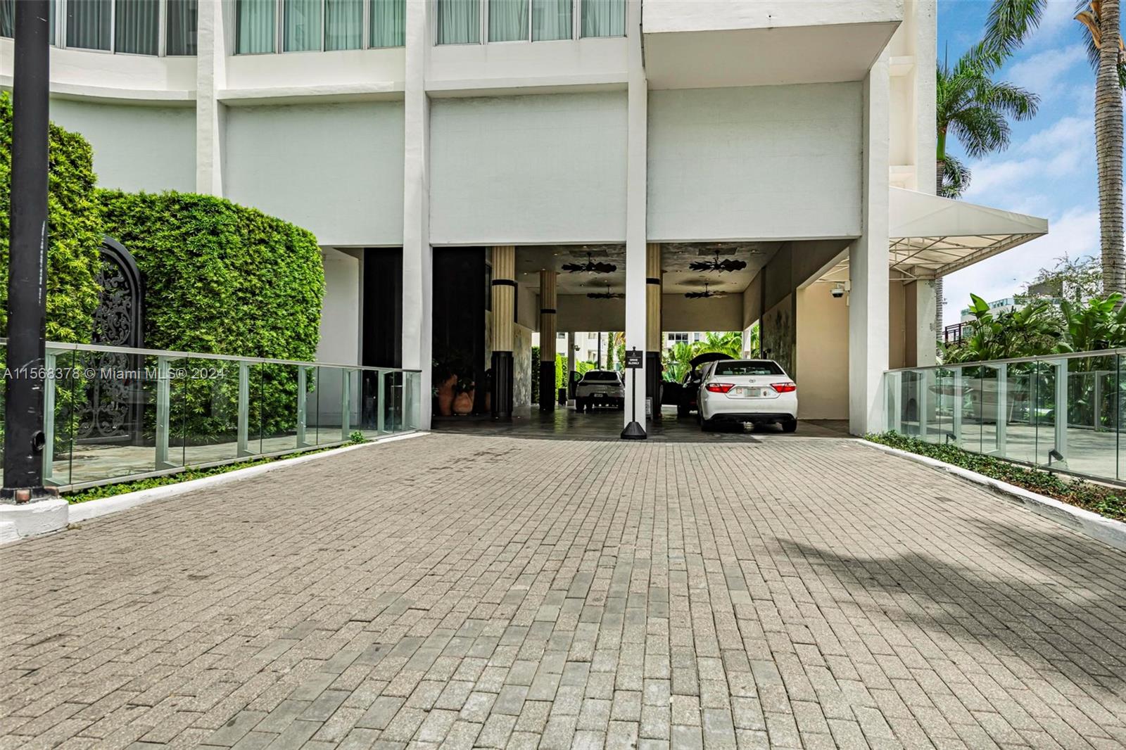 1100 W West Ave 620, Miami Beach, Florida 33139, 1 Bedroom Bedrooms, ,1 BathroomBathrooms,Residentiallease,For Rent,1100 W West Ave 620,A11568378