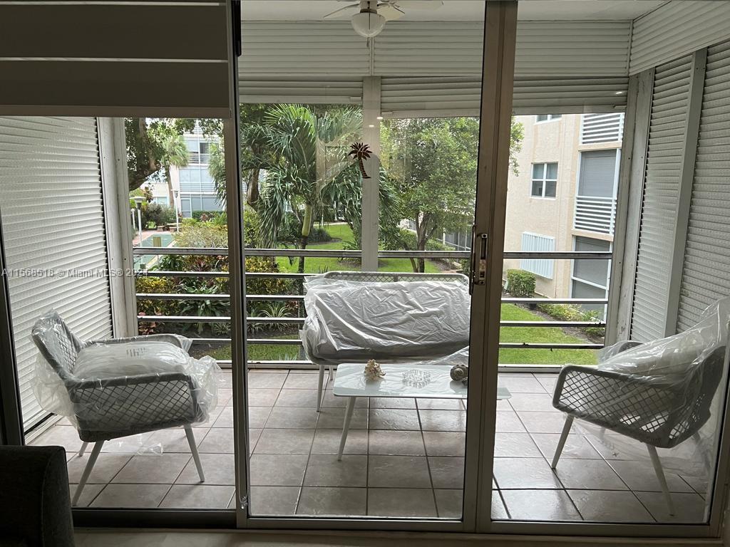 Lauderdale By The Sea, Florida 33062, 1 Bedroom Bedrooms, ,1 BathroomBathrooms,Residentiallease,For Rent,A11568518