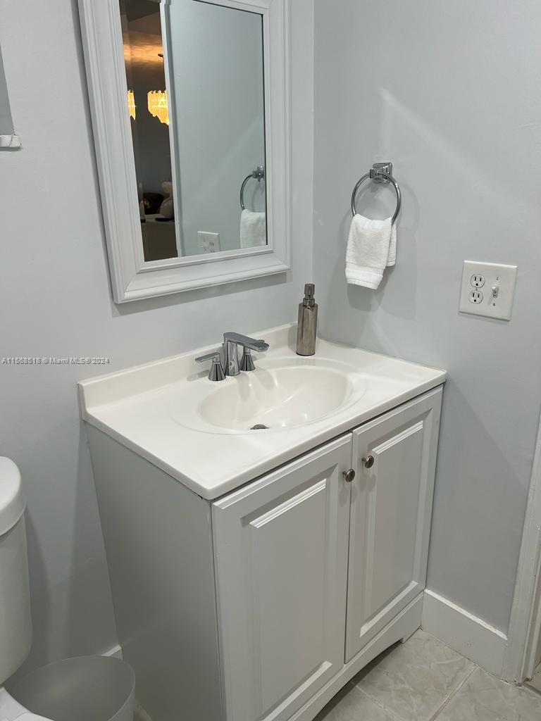 Lauderdale By The Sea, Florida 33062, 1 Bedroom Bedrooms, ,1 BathroomBathrooms,Residentiallease,For Rent,A11568518