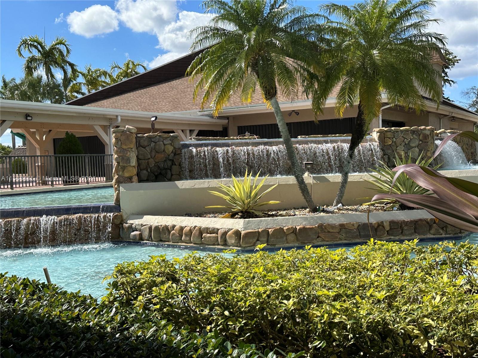 4771 SW 154th Pl, Miami, Florida 33185, 3 Bedrooms Bedrooms, ,2 BathroomsBathrooms,Residential,For Sale,4771 SW 154th Pl,A11568445