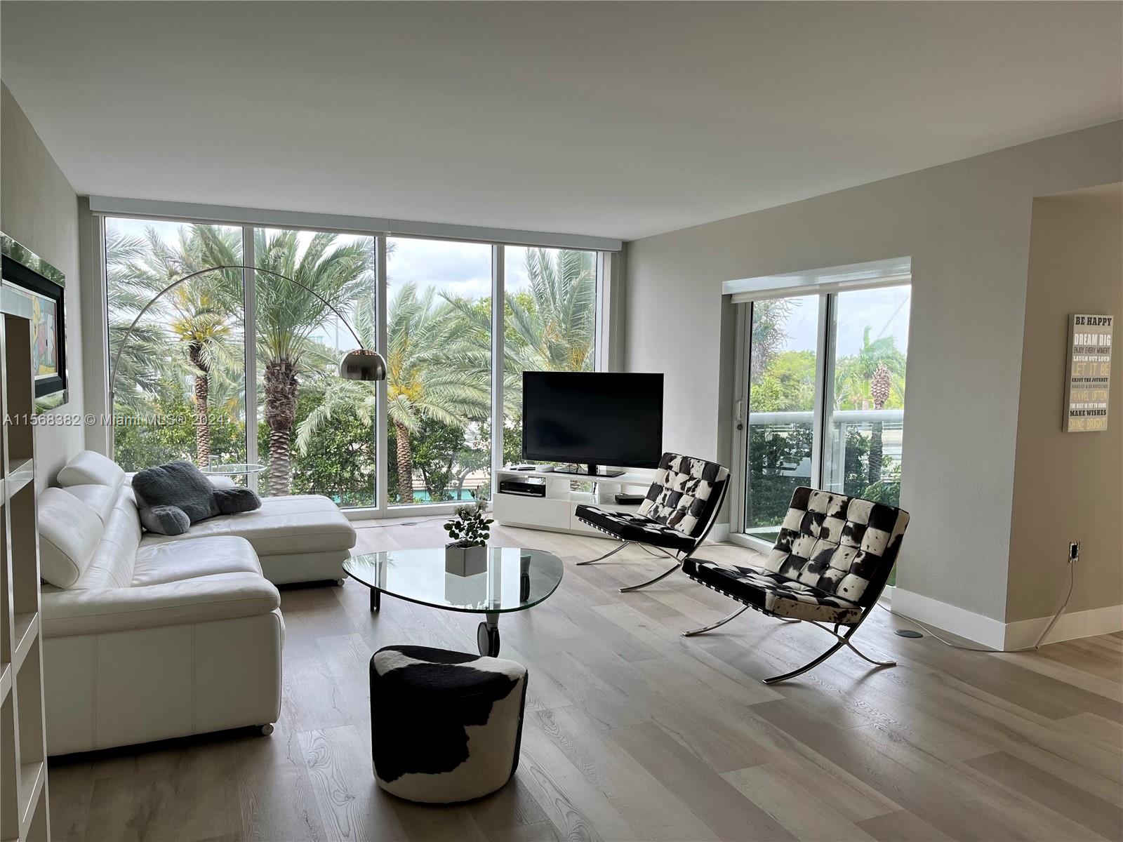 Apartamento para Alugar in Bal Harbour, FL