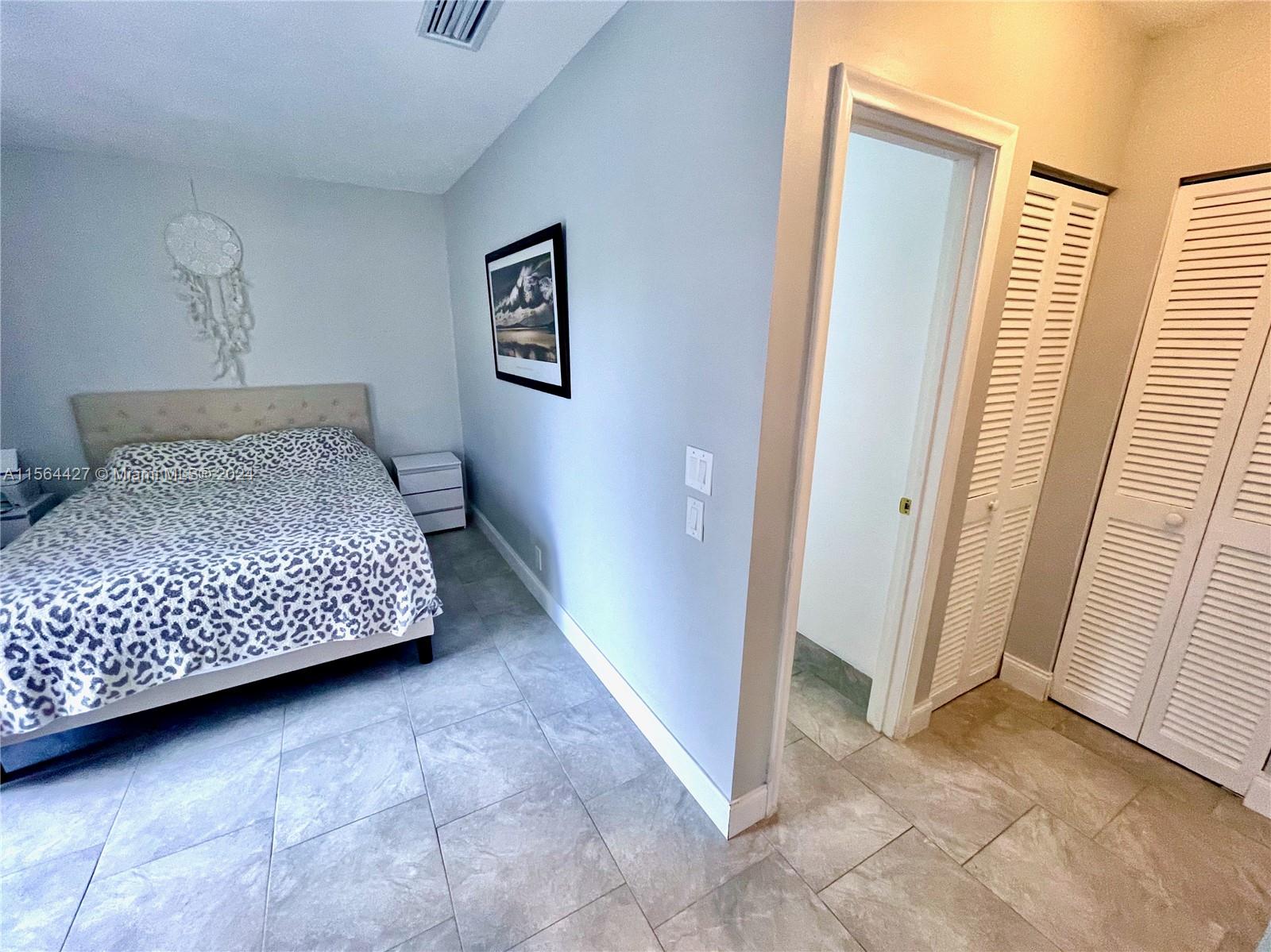 7502 NW 86th Ter 202, Tamarac, Florida 33321, 2 Bedrooms Bedrooms, 1 Room Rooms,2 BathroomsBathrooms,Residential,For Sale,7502 NW 86th Ter 202,A11564427