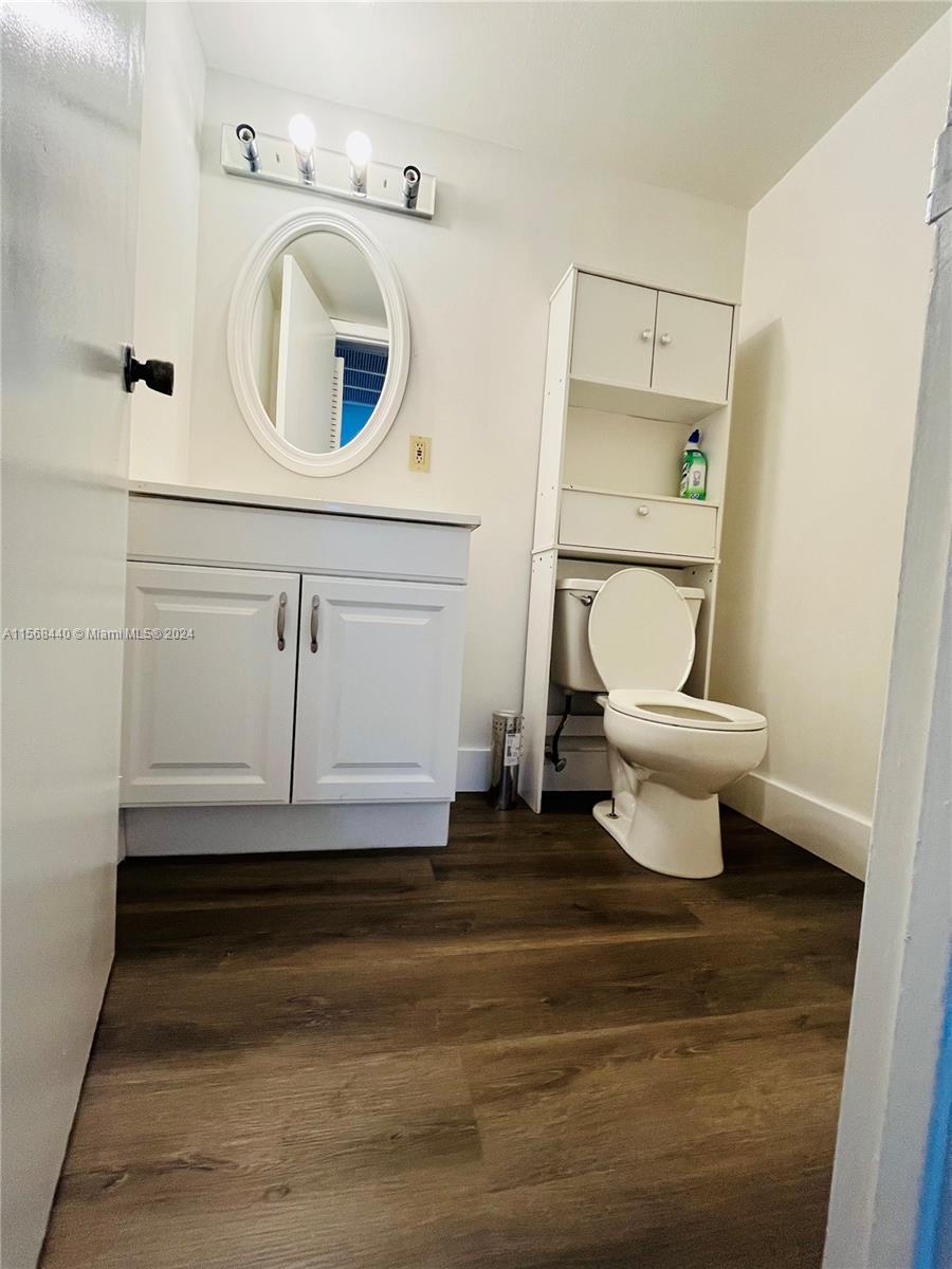 401 Golden Isles Dr 716, Hallandale Beach, Florida 33009, 1 Bedroom Bedrooms, ,1 BathroomBathrooms,Residentiallease,For Rent,401 Golden Isles Dr 716,A11568440