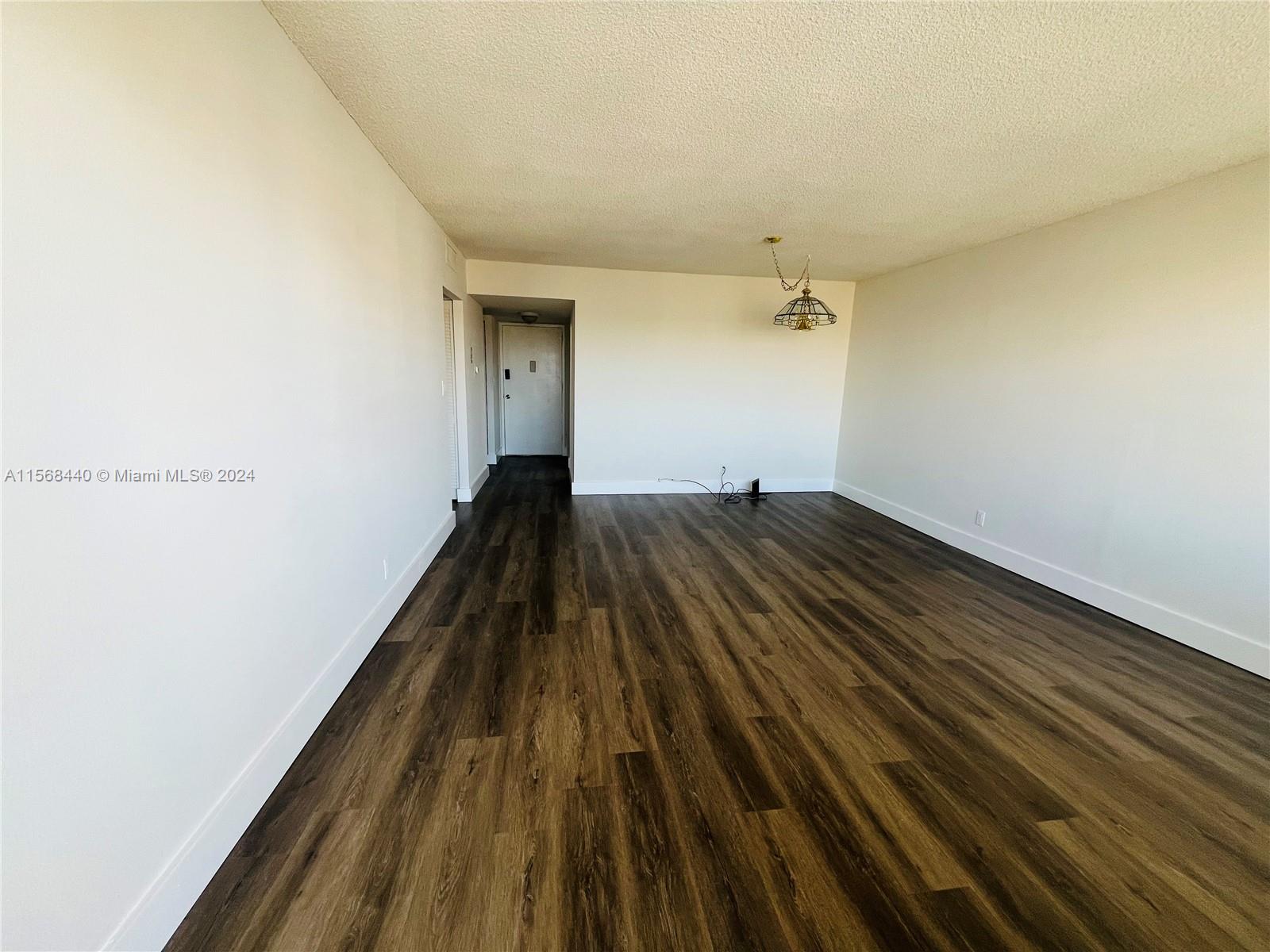 401 Golden Isles Dr 716, Hallandale Beach, Florida 33009, 1 Bedroom Bedrooms, ,1 BathroomBathrooms,Residentiallease,For Rent,401 Golden Isles Dr 716,A11568440