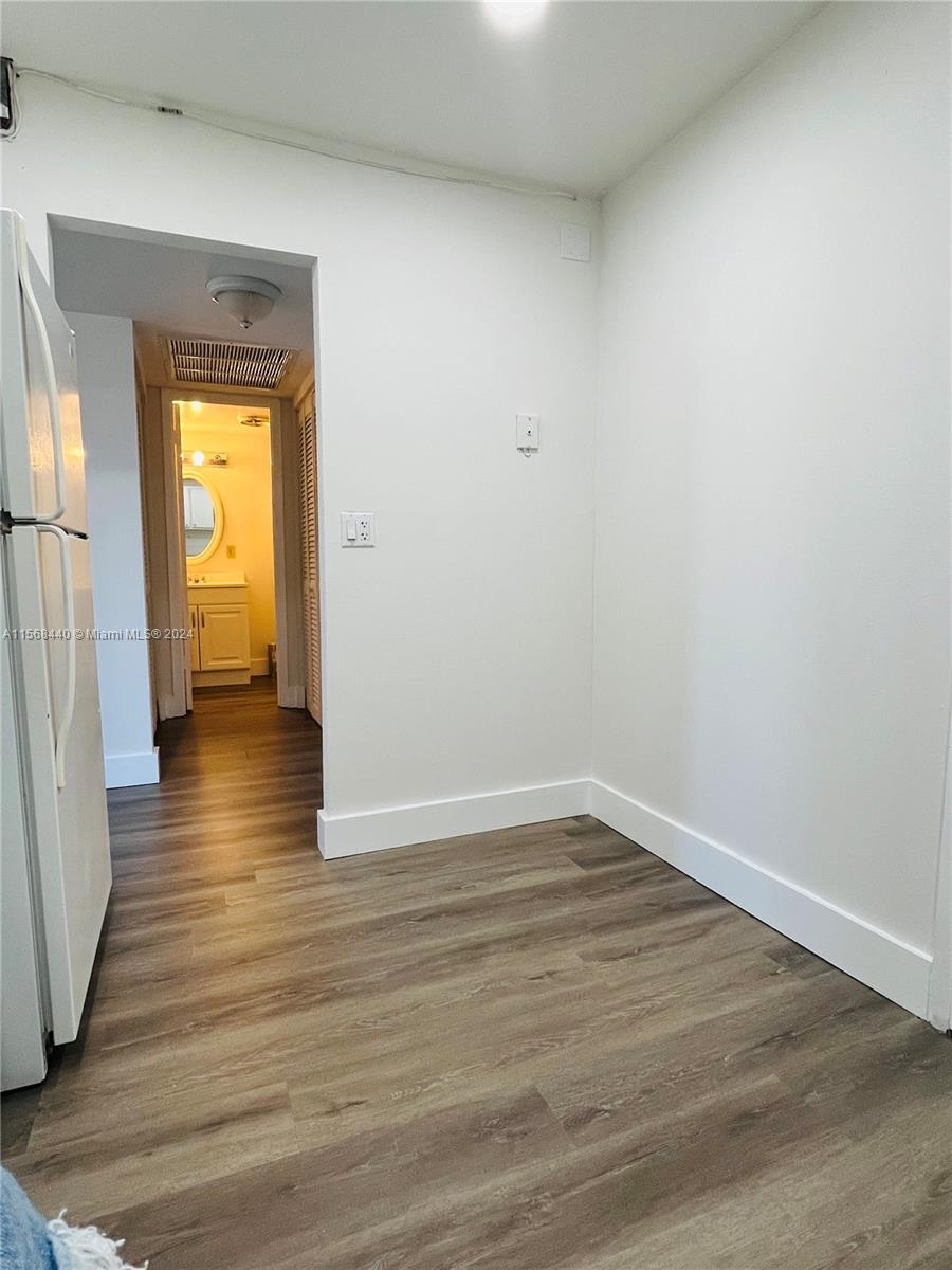 401 Golden Isles Dr 716, Hallandale Beach, Florida 33009, 1 Bedroom Bedrooms, ,1 BathroomBathrooms,Residentiallease,For Rent,401 Golden Isles Dr 716,A11568440