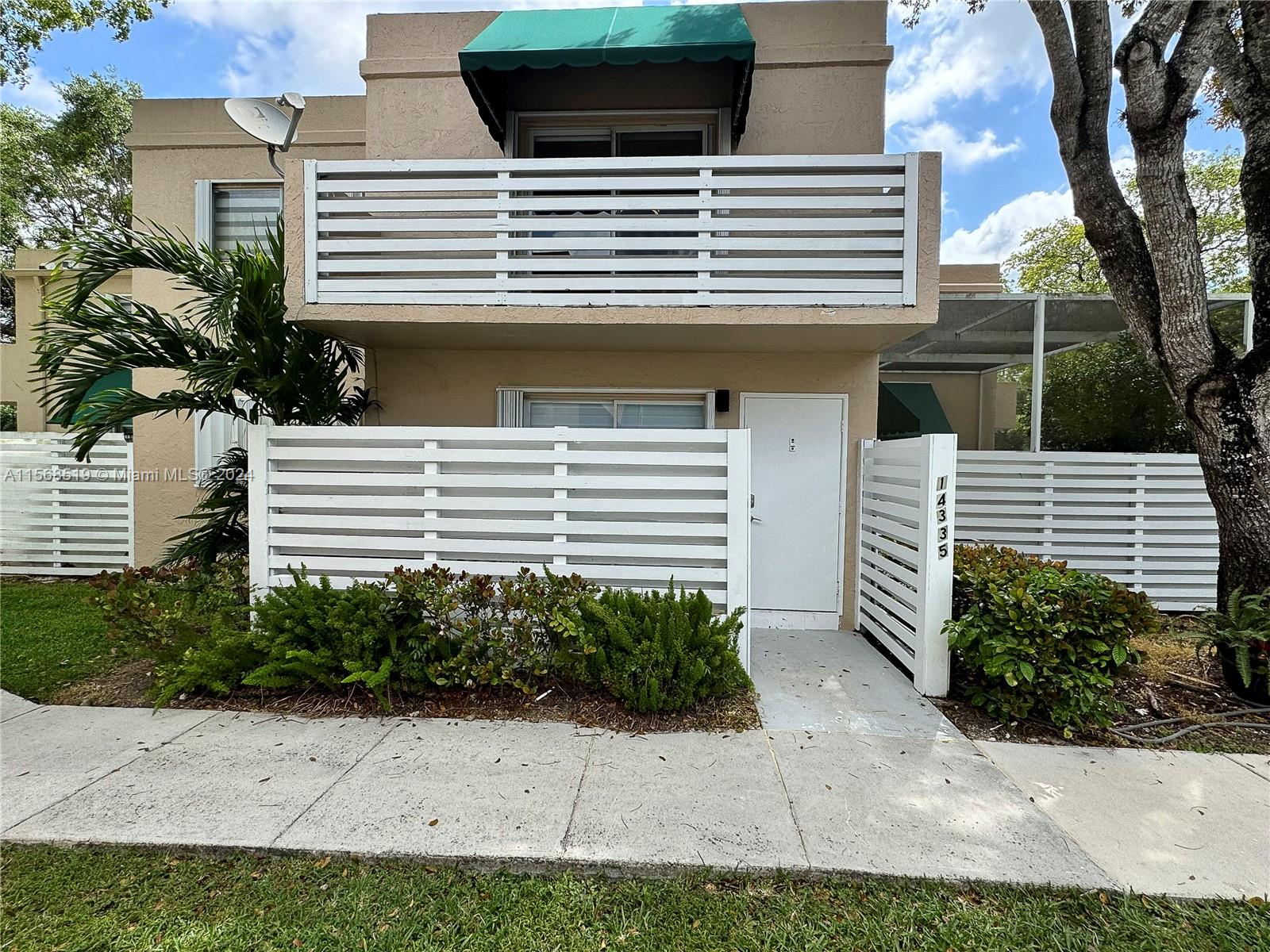 14335 SW 96th Ter 14335, Miami, Florida 33186, 3 Bedrooms Bedrooms, ,2 BathroomsBathrooms,Residentiallease,For Rent,14335 SW 96th Ter 14335,A11568519