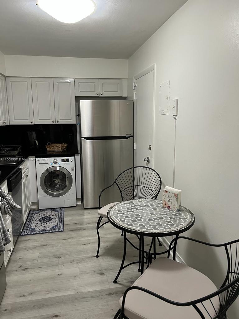 6770 Indian Creek Dr 5, Miami Beach, Florida 33141, 1 Bedroom Bedrooms, ,1 BathroomBathrooms,Residentiallease,For Rent,6770 Indian Creek Dr 5,A11568557