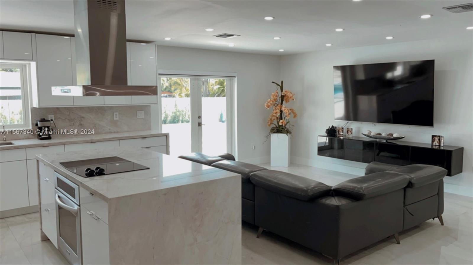 27665 SW 163rd Ave, Homestead, Florida 33031, 5 Bedrooms Bedrooms, ,3 BathroomsBathrooms,Residential,For Sale,27665 SW 163rd Ave,A11567340