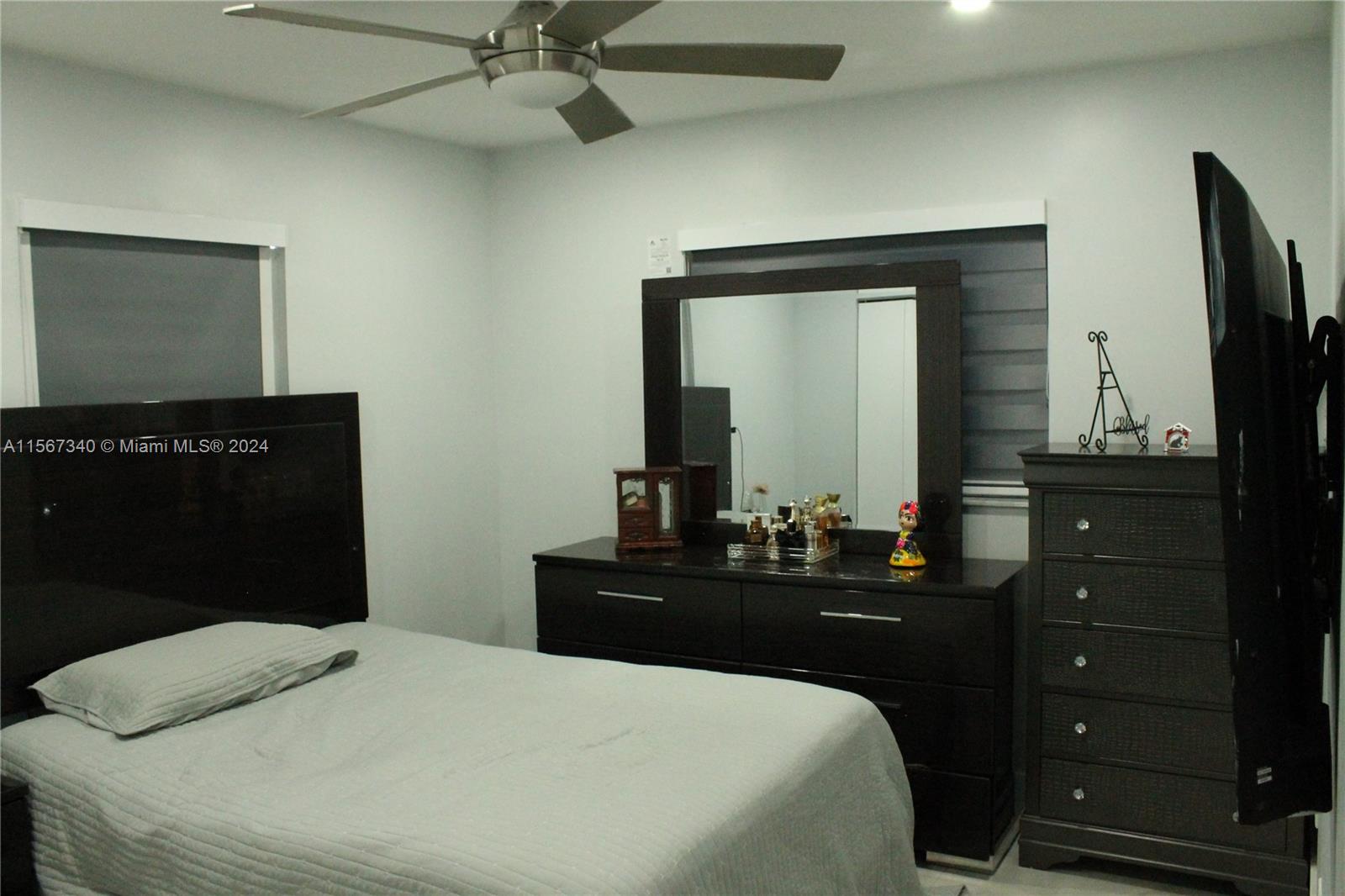 27665 SW 163rd Ave, Homestead, Florida 33031, 5 Bedrooms Bedrooms, ,3 BathroomsBathrooms,Residential,For Sale,27665 SW 163rd Ave,A11567340