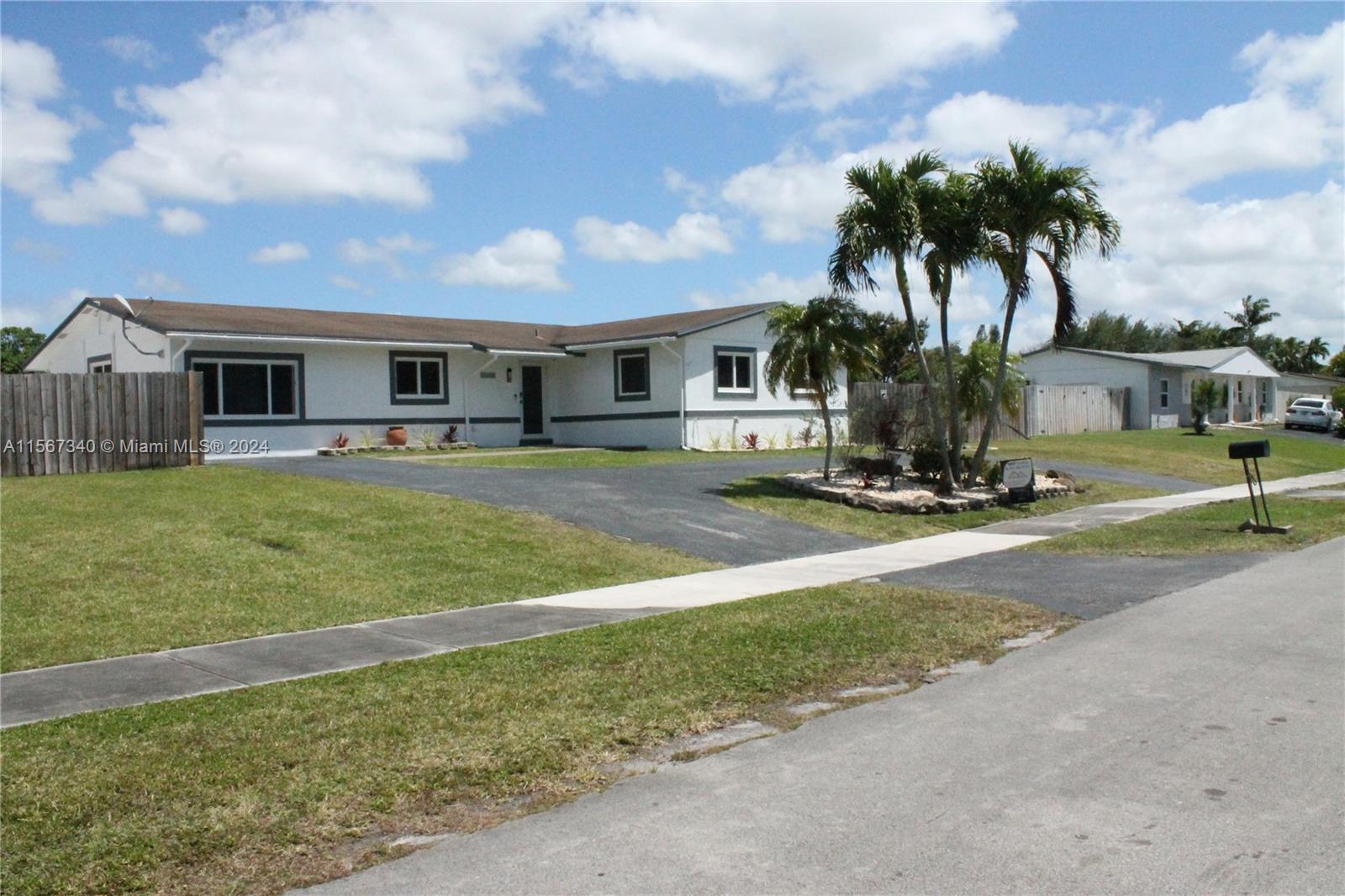 27665 SW 163rd Ave, Homestead, Florida 33031, 5 Bedrooms Bedrooms, ,3 BathroomsBathrooms,Residential,For Sale,27665 SW 163rd Ave,A11567340